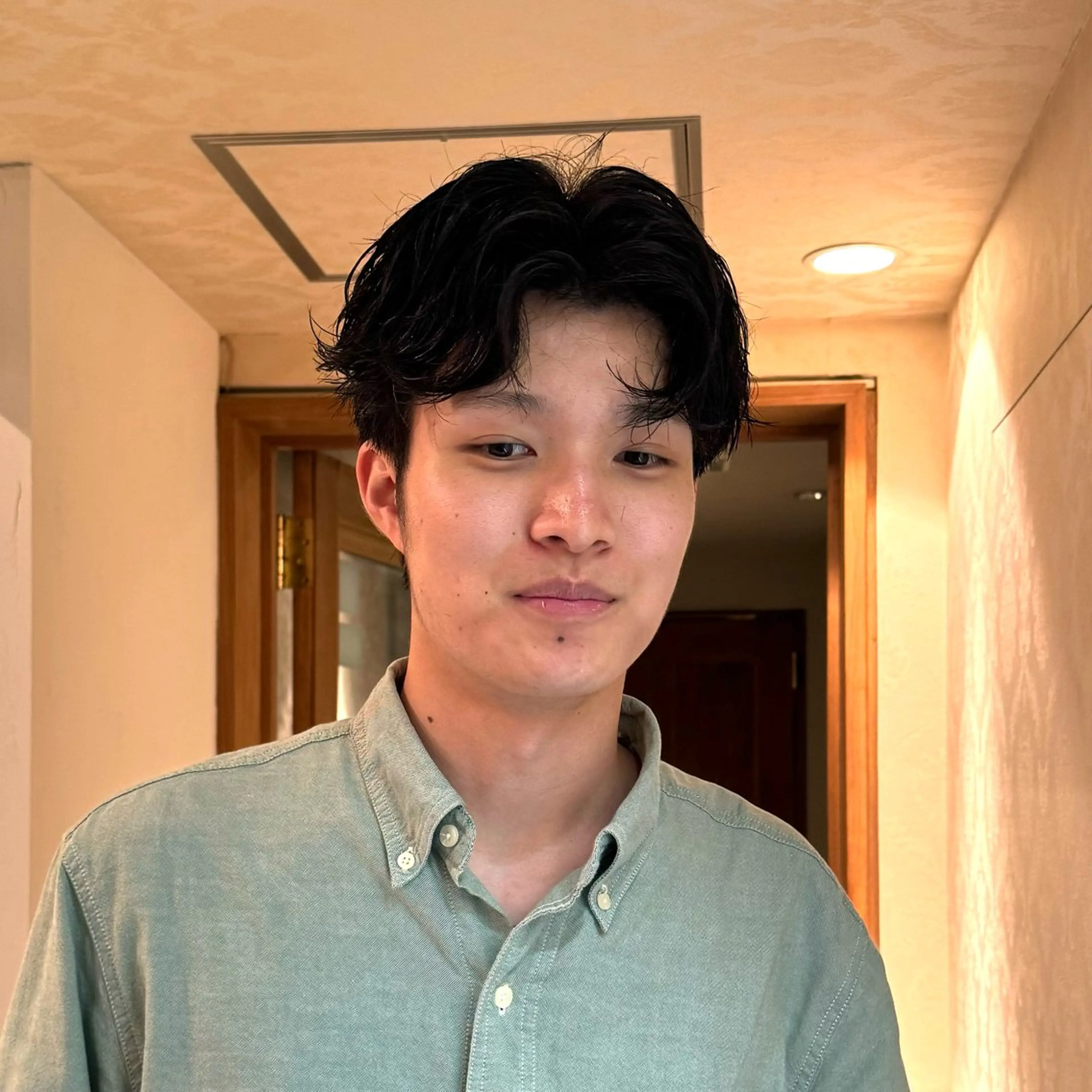 メンズ センターパート メンズパーマ カット パーマ メンズ特化 ショート パーマ 丸山のヘアスタイル