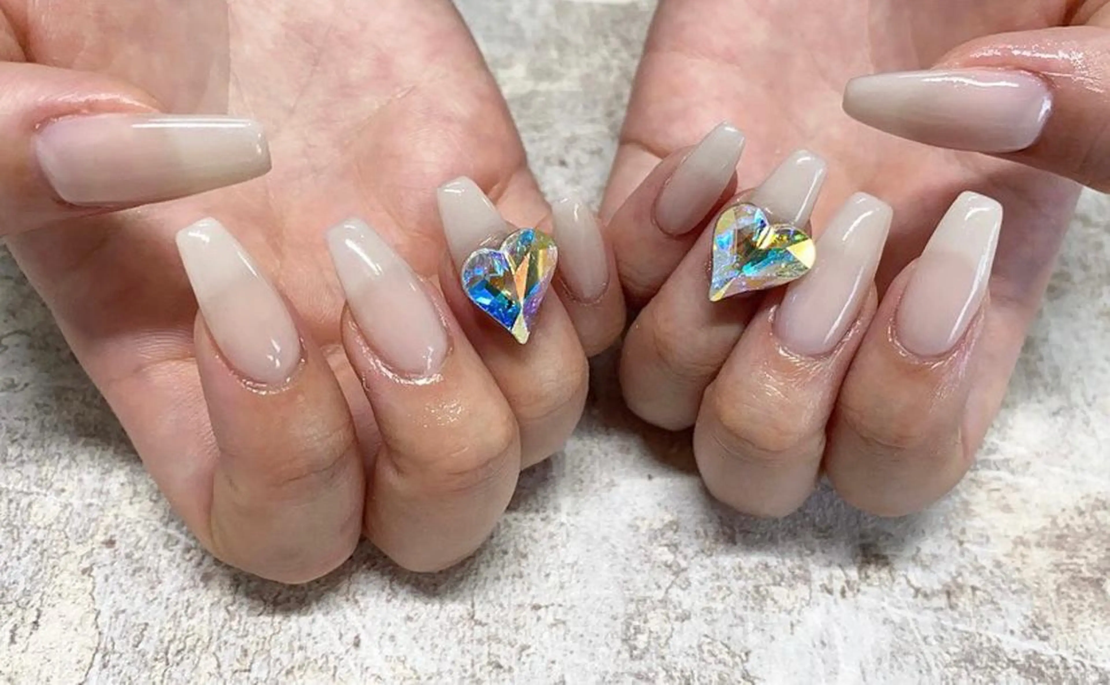 ネイル アートネイル 長さ出し ネイルチップ joie ange難波店所属・田邊 早也香のネイルデザイン