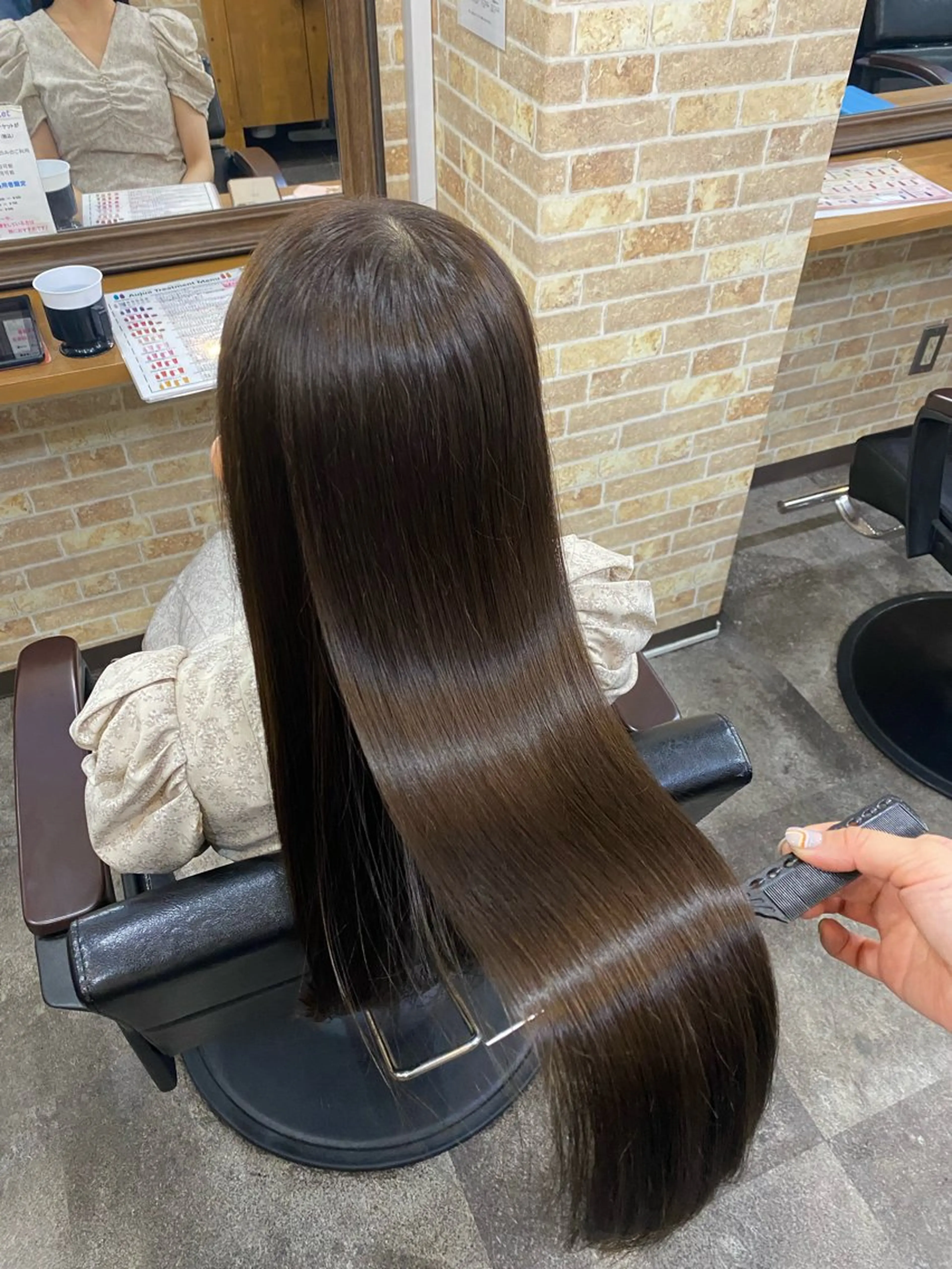 ロング 髪質改善 🤍erikaのヘアスタイル