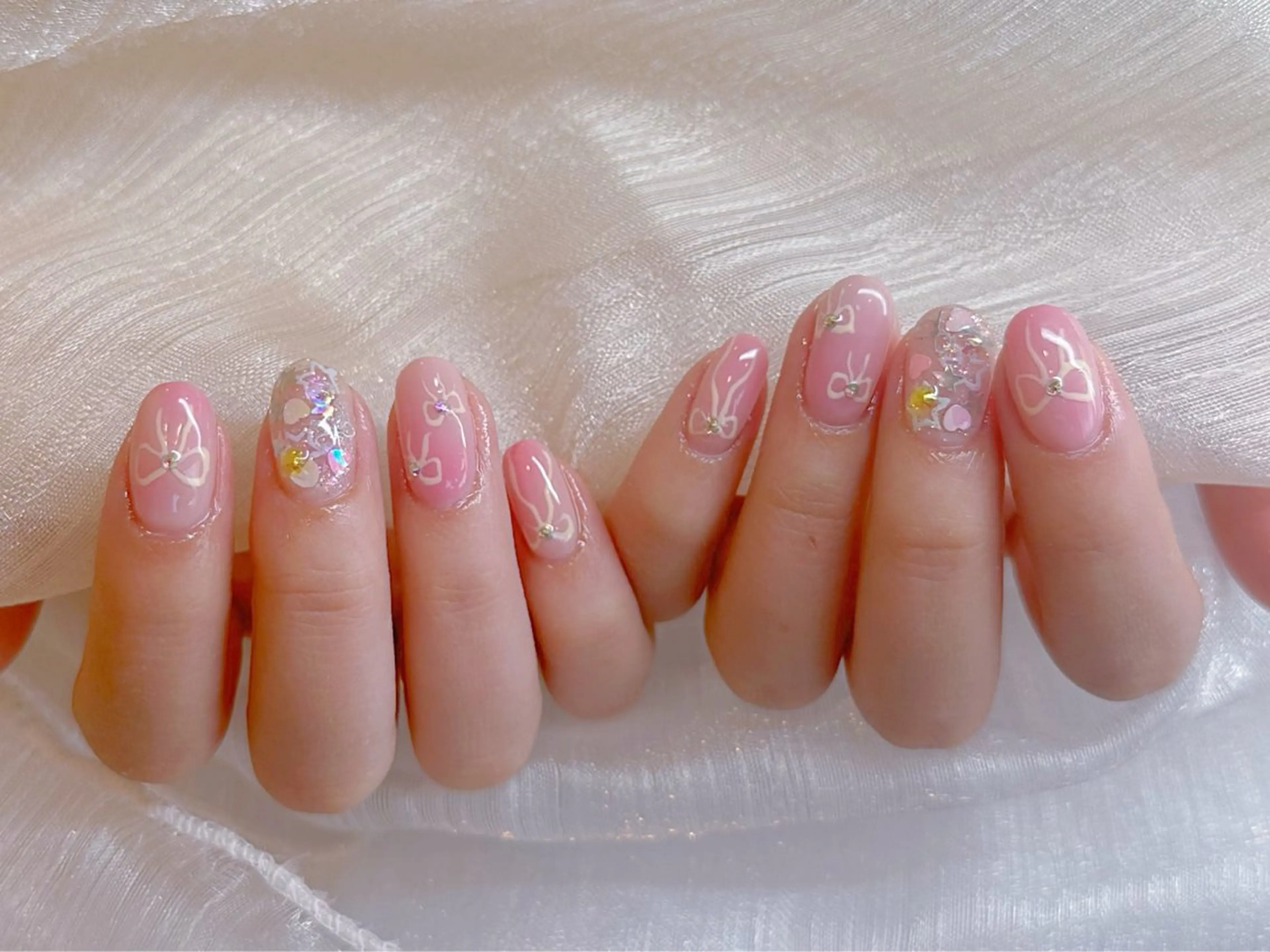 ネイル アートネイル 韓国ネイル 水色 ロングネイル マグネットネイル ハンドネイル ハンドケア NailDemure 【銀座店】のネイルデザイン