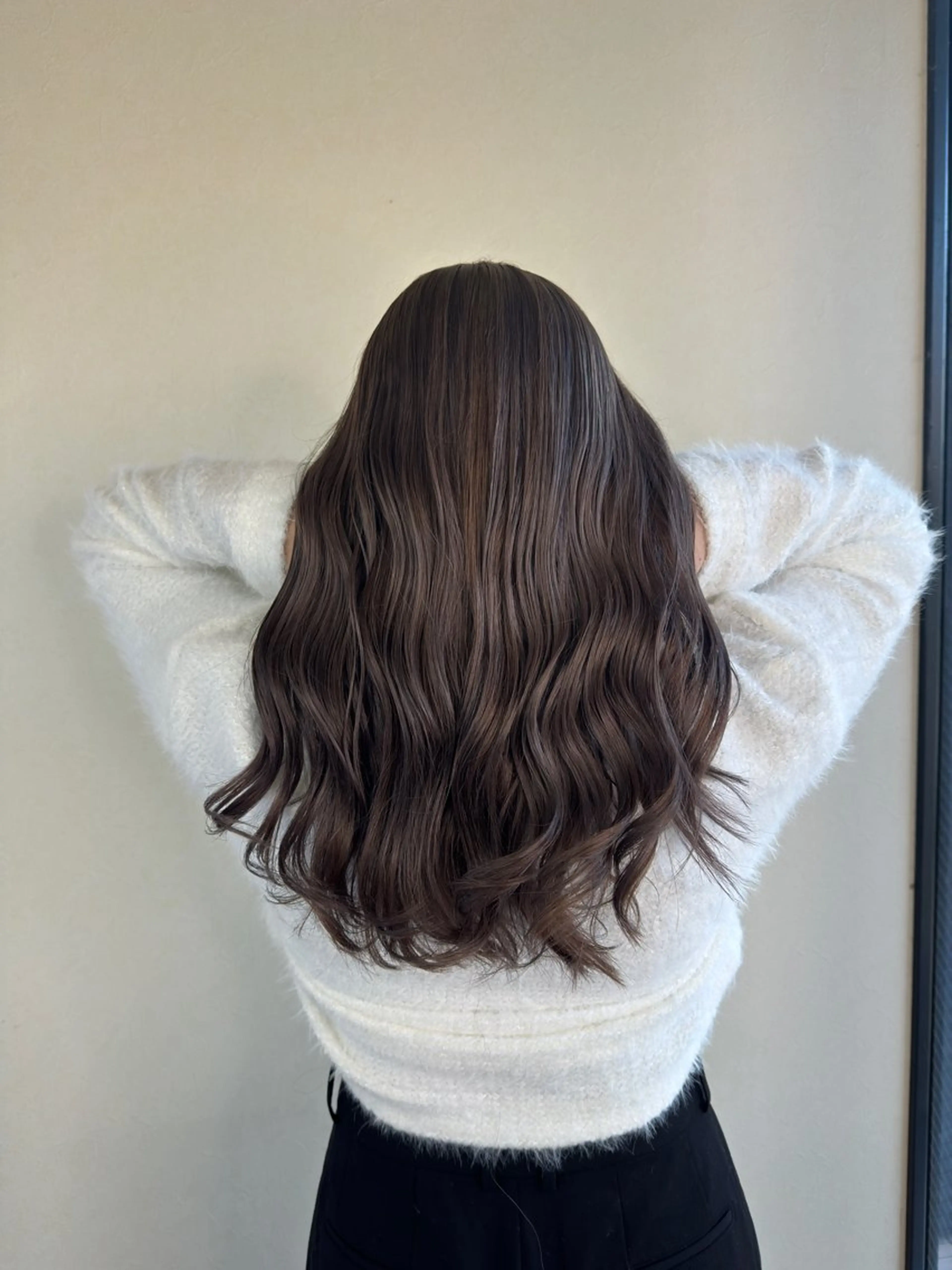 ロング カラー グレージュ ハイライトカラー ハイライト カット ヘアカラー トリートメント 鎌倉 光洋のヘアスタイル