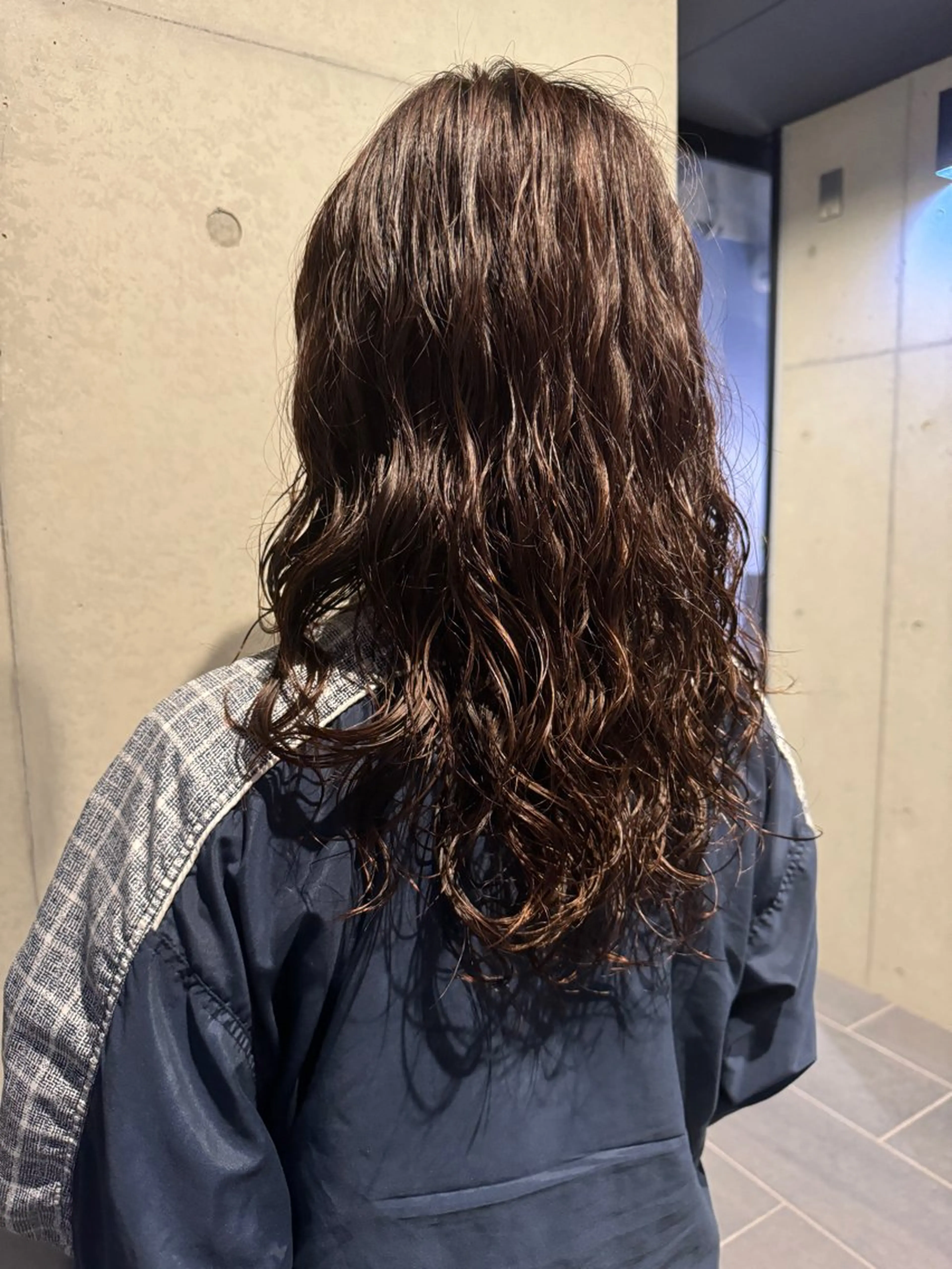 ロング パーマ ハイトーン/レイヤー だいちのヘアスタイル