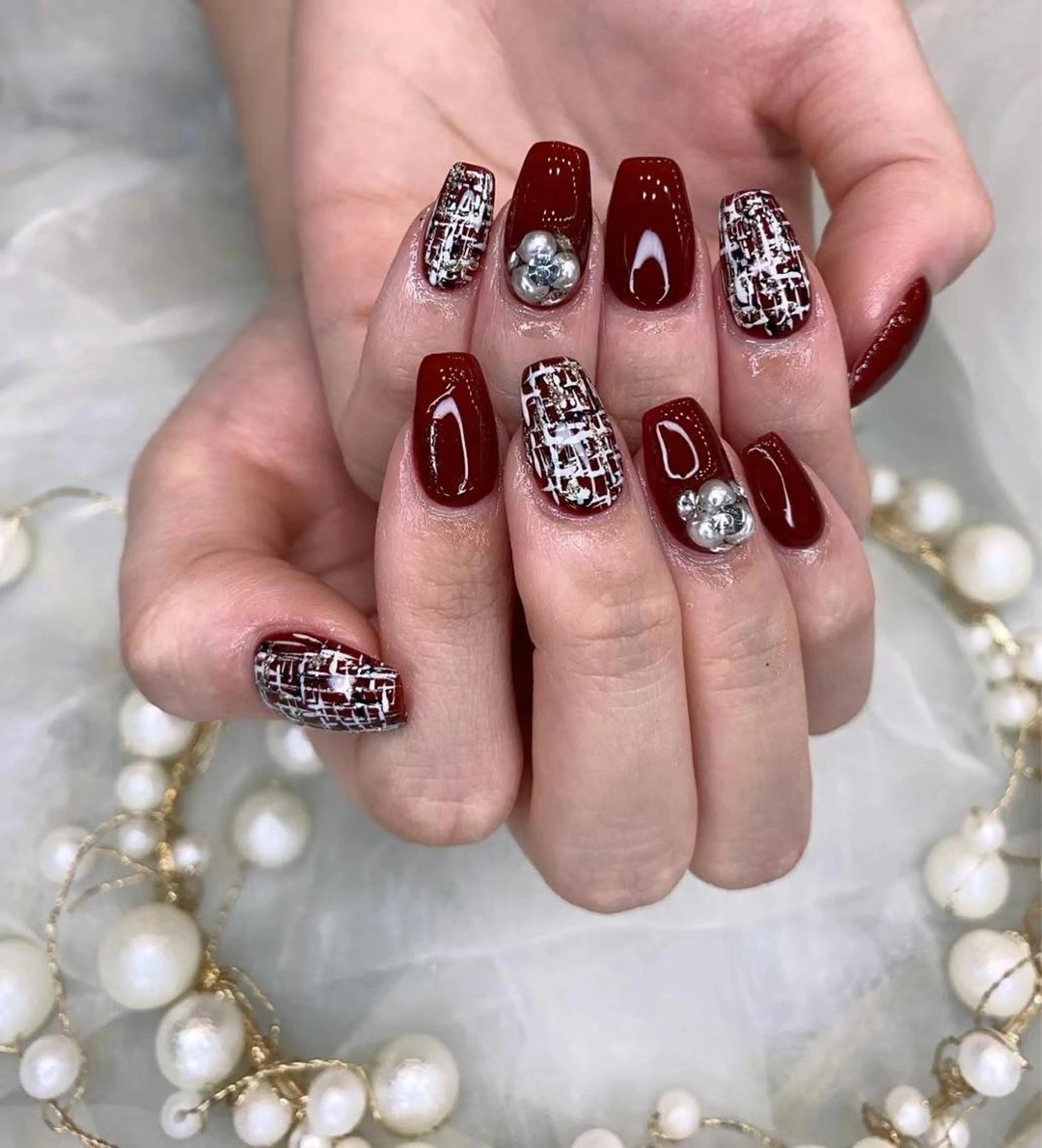 ネイル ボルドー ツイードネイル Babarla Nailのネイルデザイン