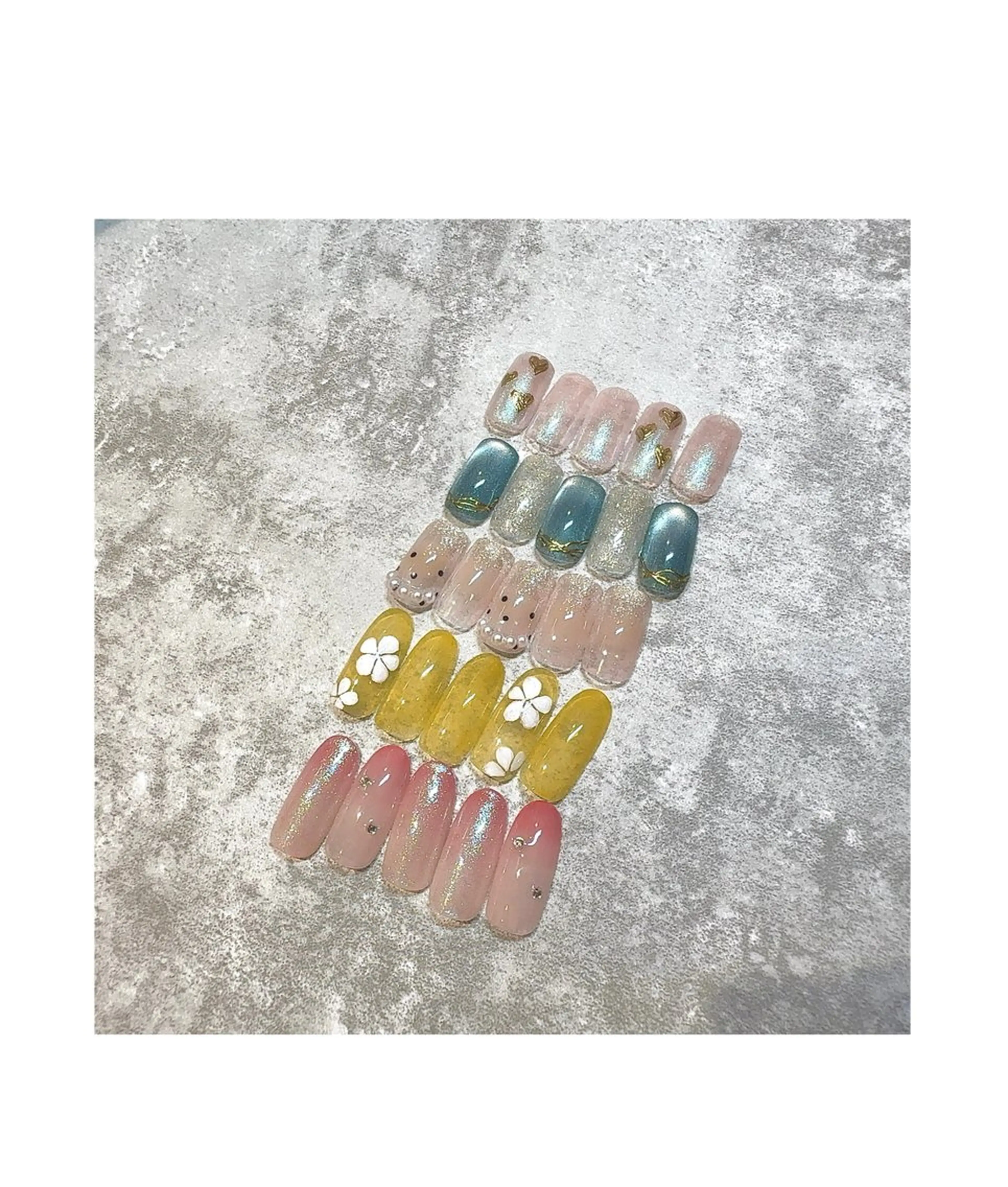 【オフあり⭕️】定額メニュー8月デザイン⭐︎ハンドデザインの写真