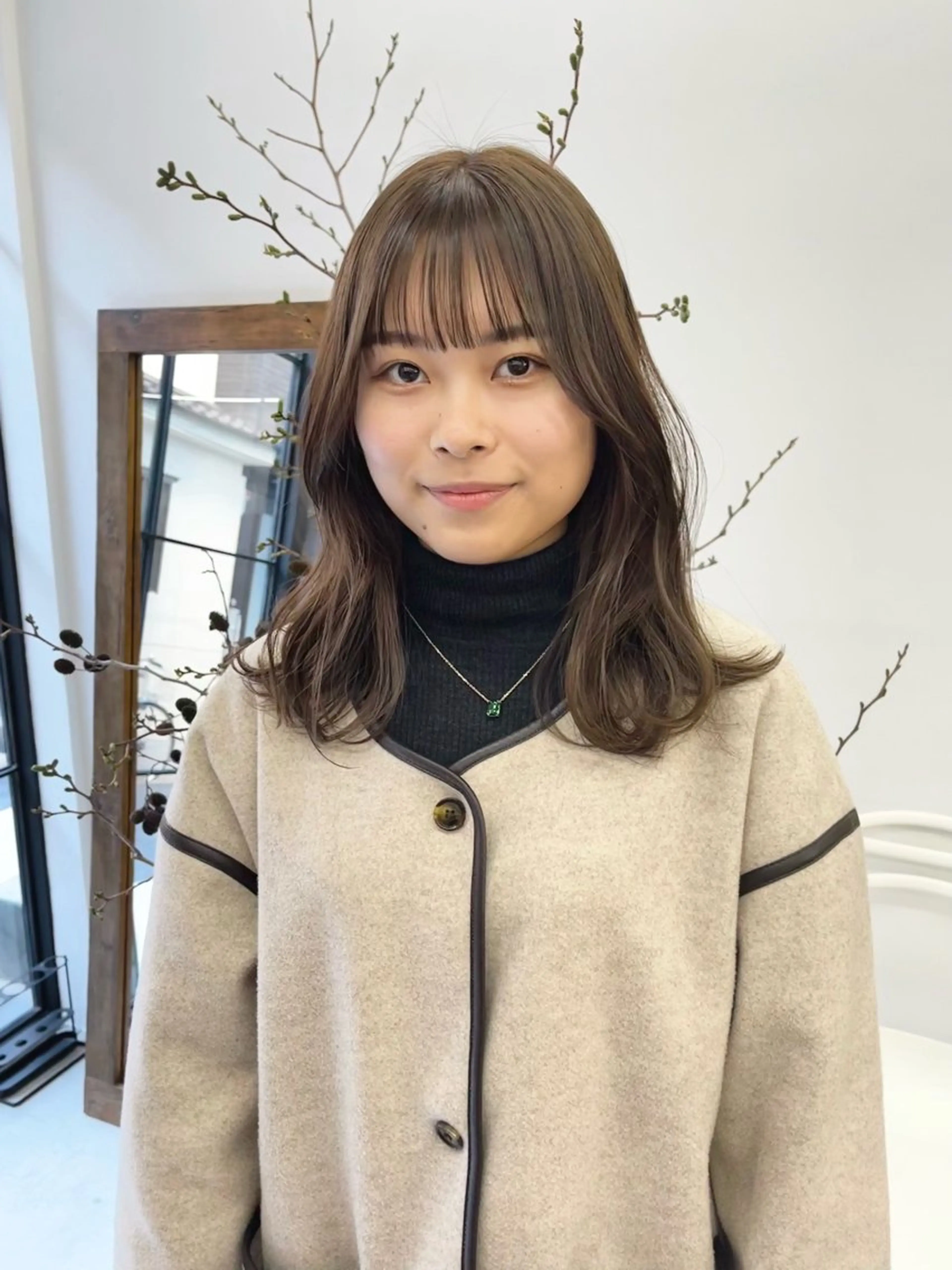 ミディアム カラー ヘアアレンジ ブリーチ ダブルカラー ブリーチなしカラー カット ヘアカラー トリートメント ena/ブリーチなし 暖色・ベージュ🎀のヘアスタイル