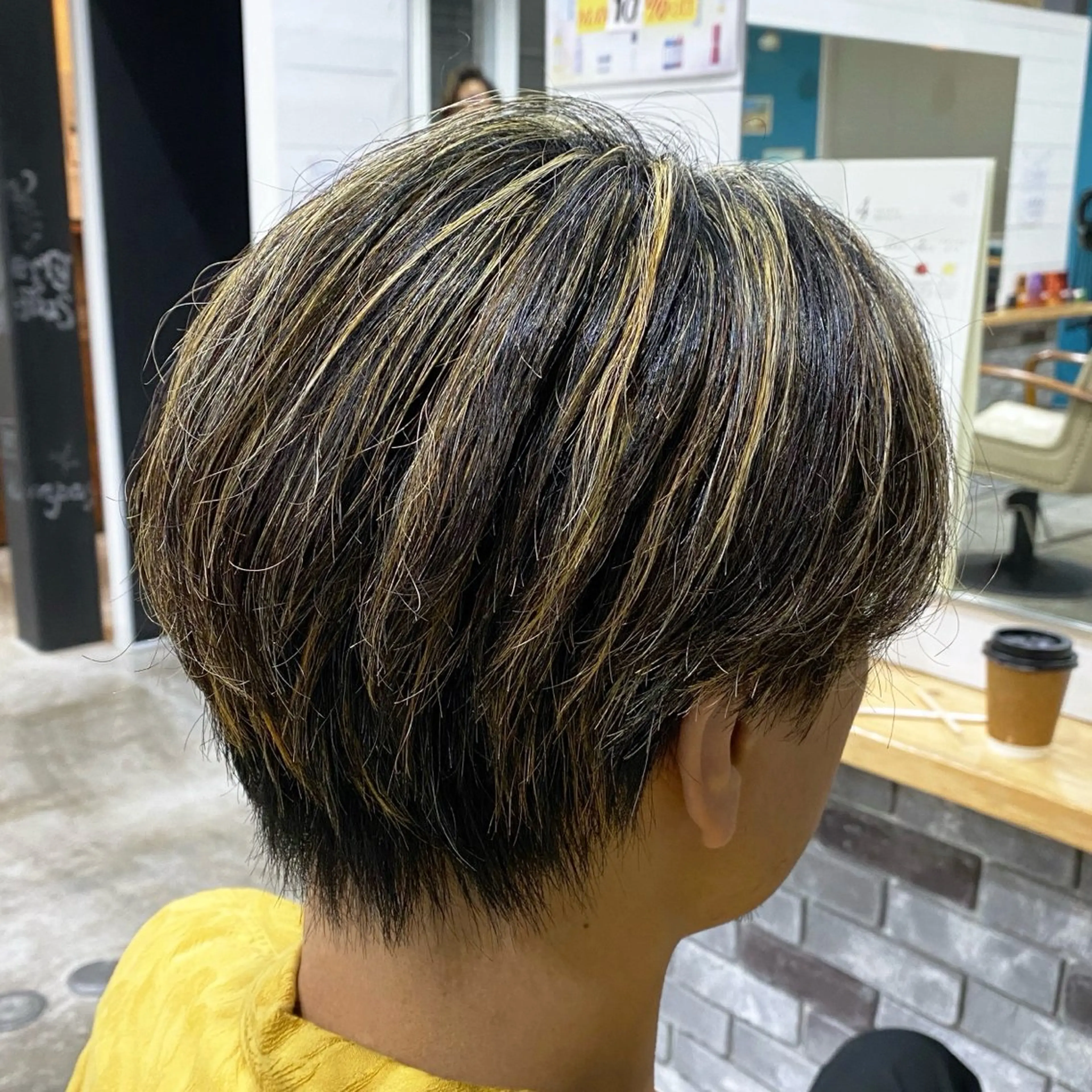 カラー メンズ メンズブリーチ ブリーチ カット ヘアカラー トリートメント ヘッドスパ offtheLip　ocean所属・メンズパーマ 小澤太雅のヘアスタイル