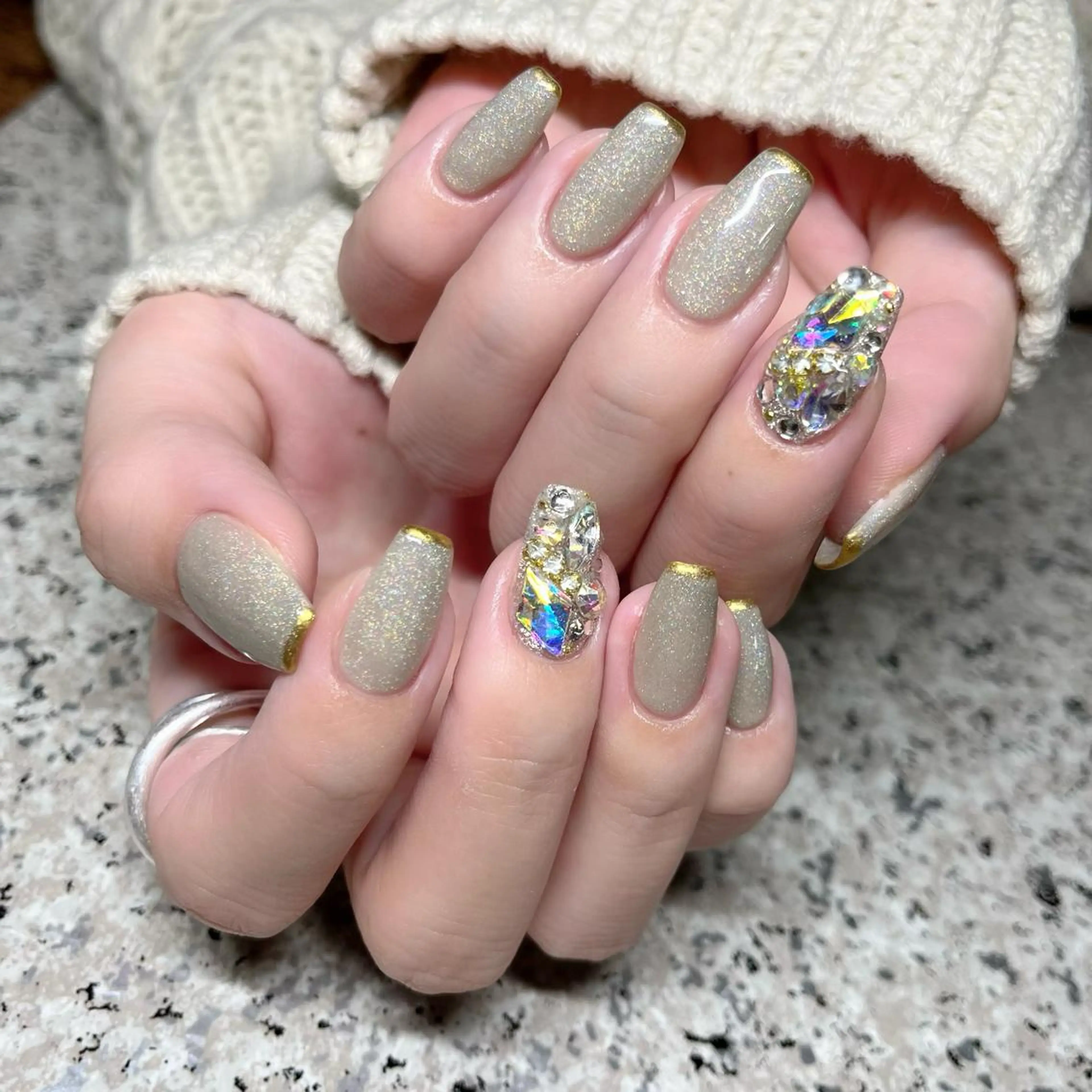 ネイル ワンホンネイル nailsalon maluriのネイルデザイン