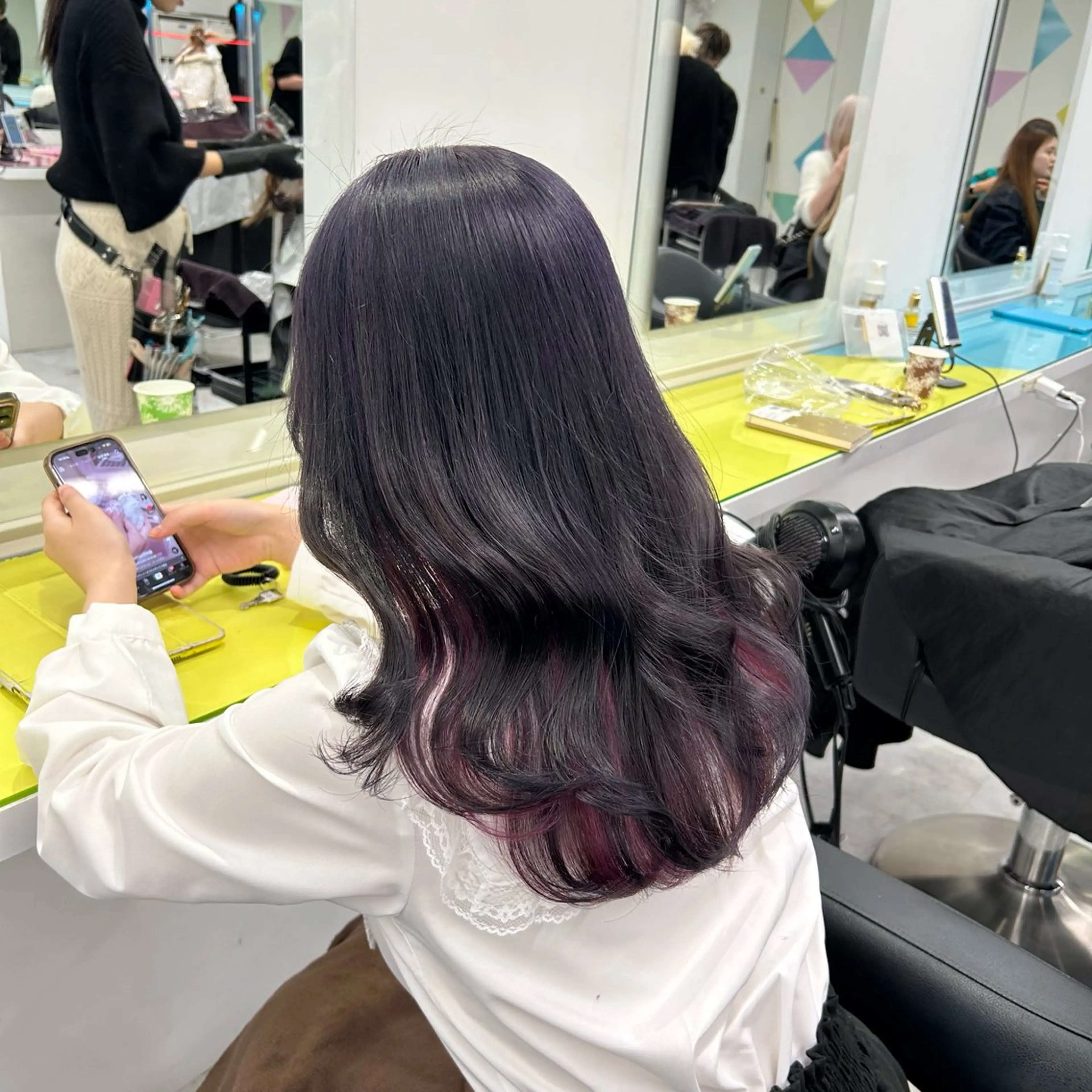 セミロング ヘアカラー ヘアセット Miwa🤍ダメージ レスカラー特化🦢のヘアスタイル