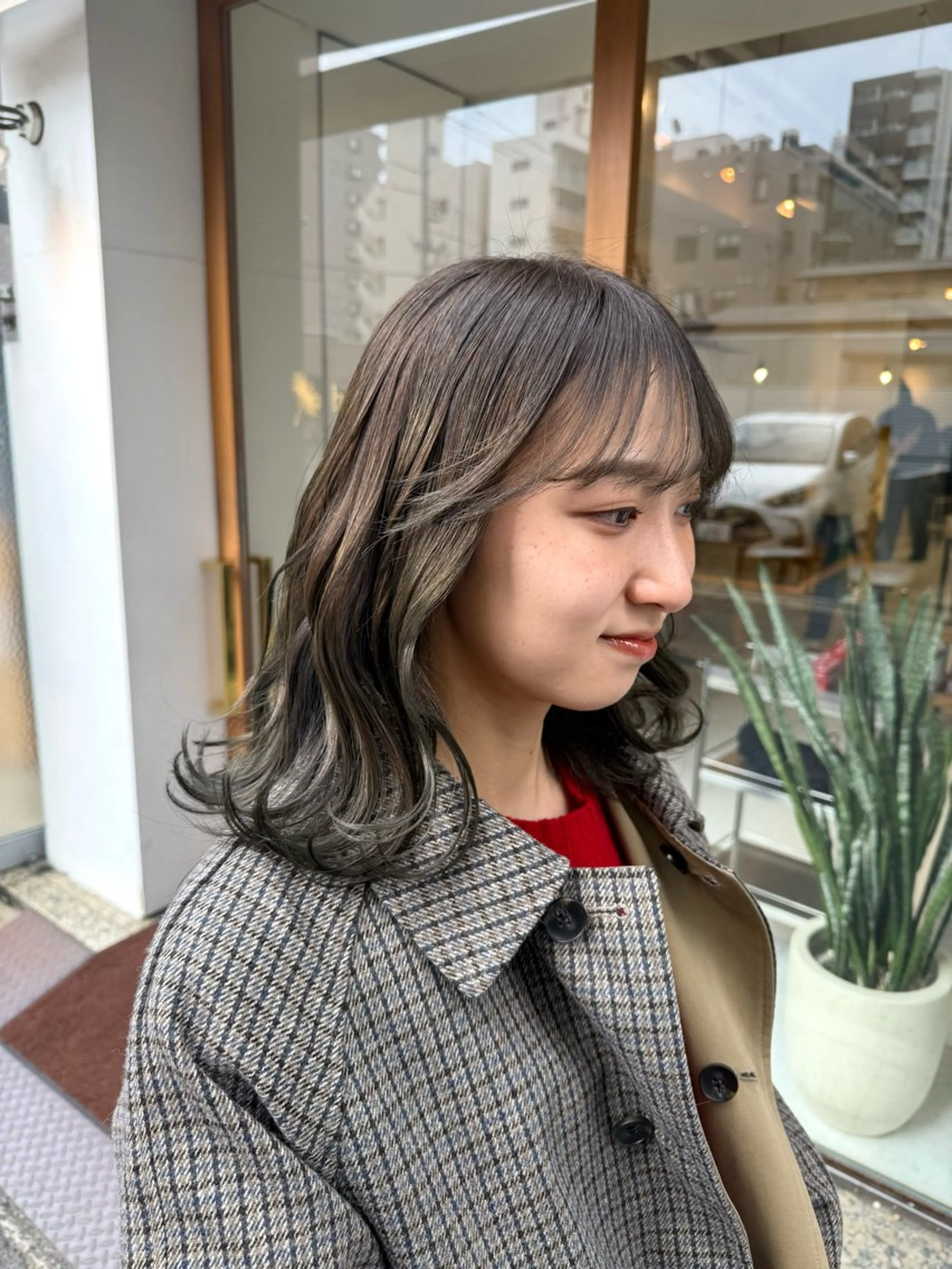 ミディアム カラー カット ヘアカラー トリートメント 安永 涼のヘアスタイル
