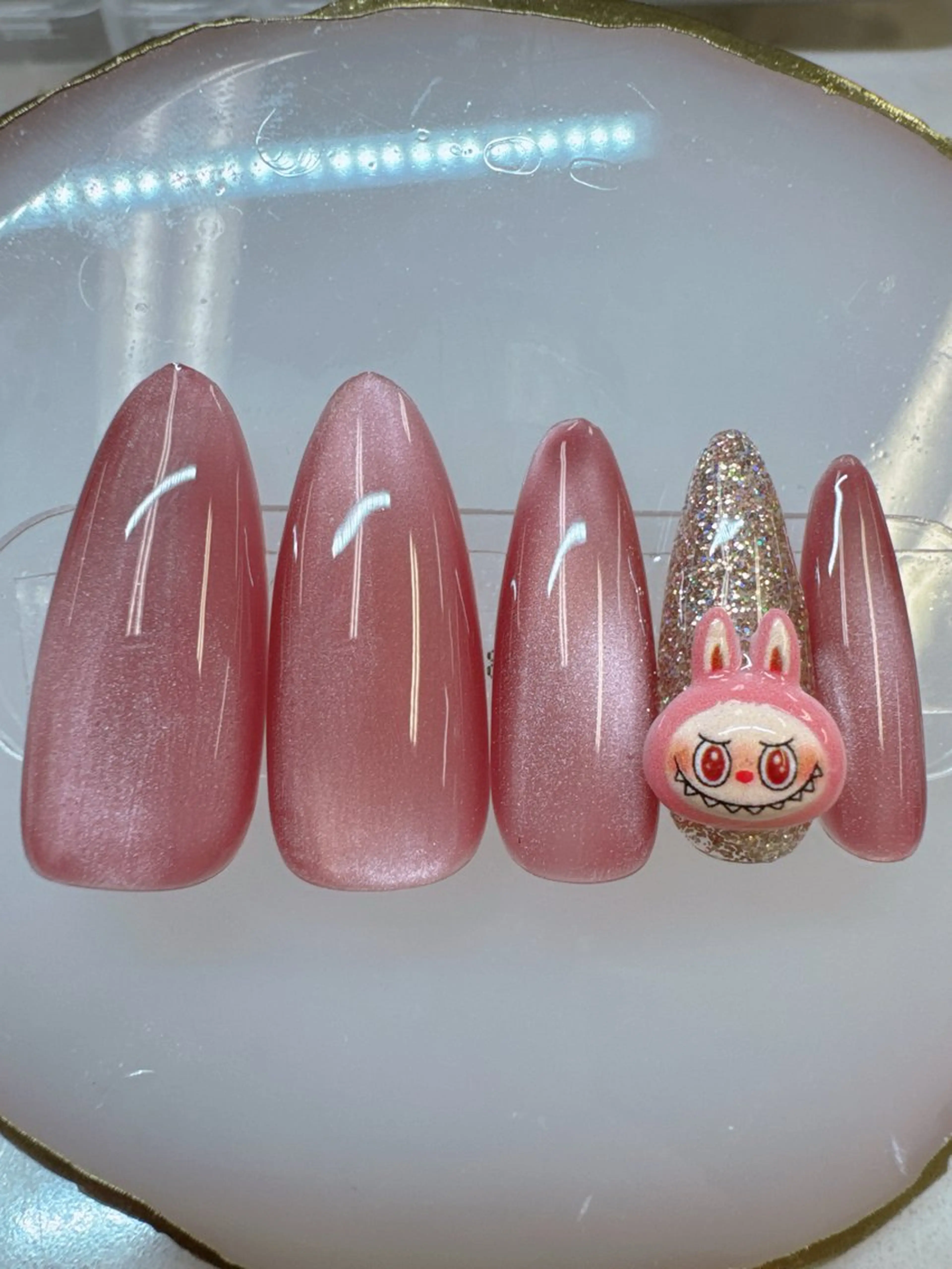 ネイル べっ甲ネイル フットネイル ジェルネイル パラジェル ハンドネイル クイーンズネイル銀座所属・Queeens nailのネイルデザイン