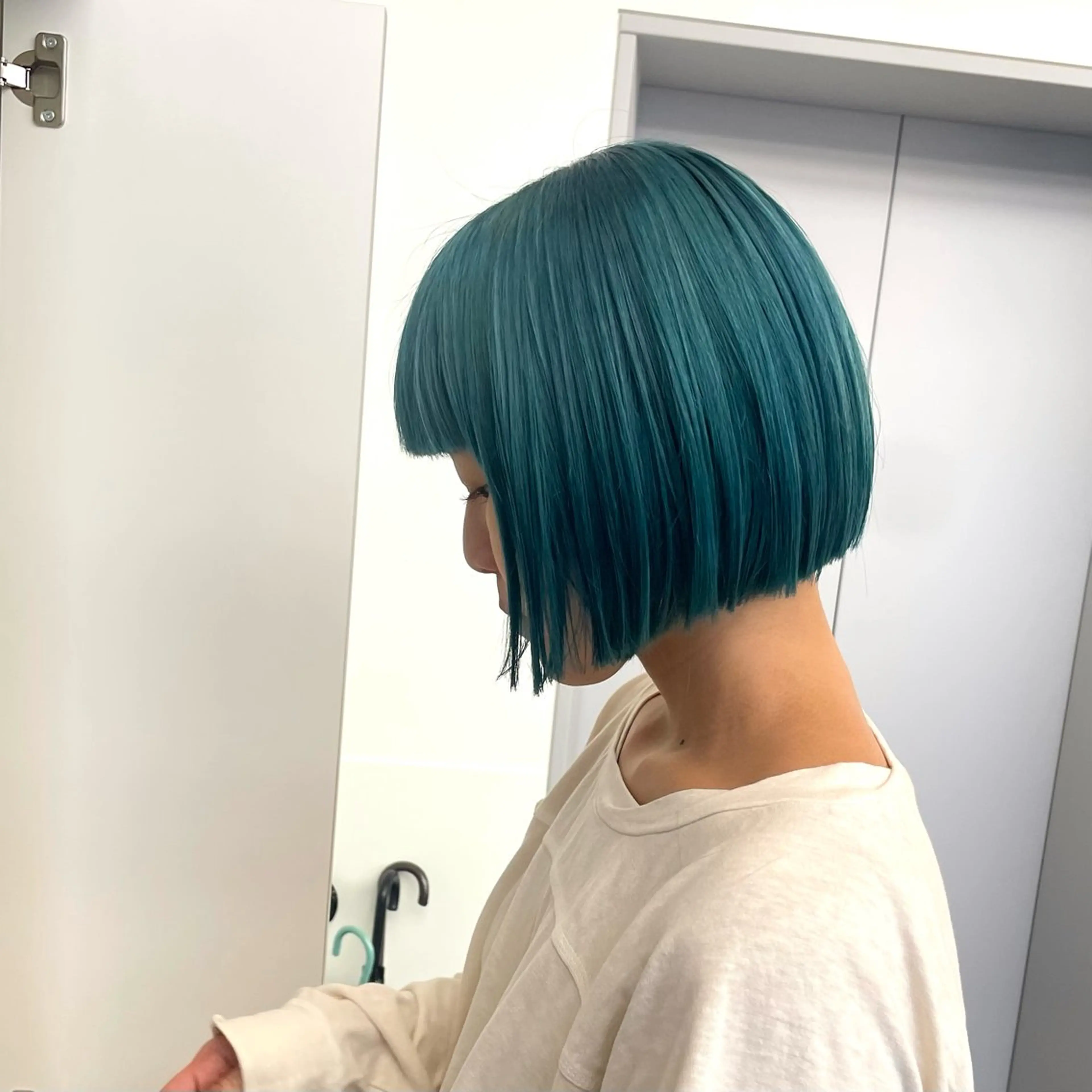 ショート カラー ベージュカラー ブリーチ ブルーカラー 透明感カラー ダブルカラー ヘアカラー トリートメント ブリーチ/レイヤー 🌻Mutsumiのヘアスタイル