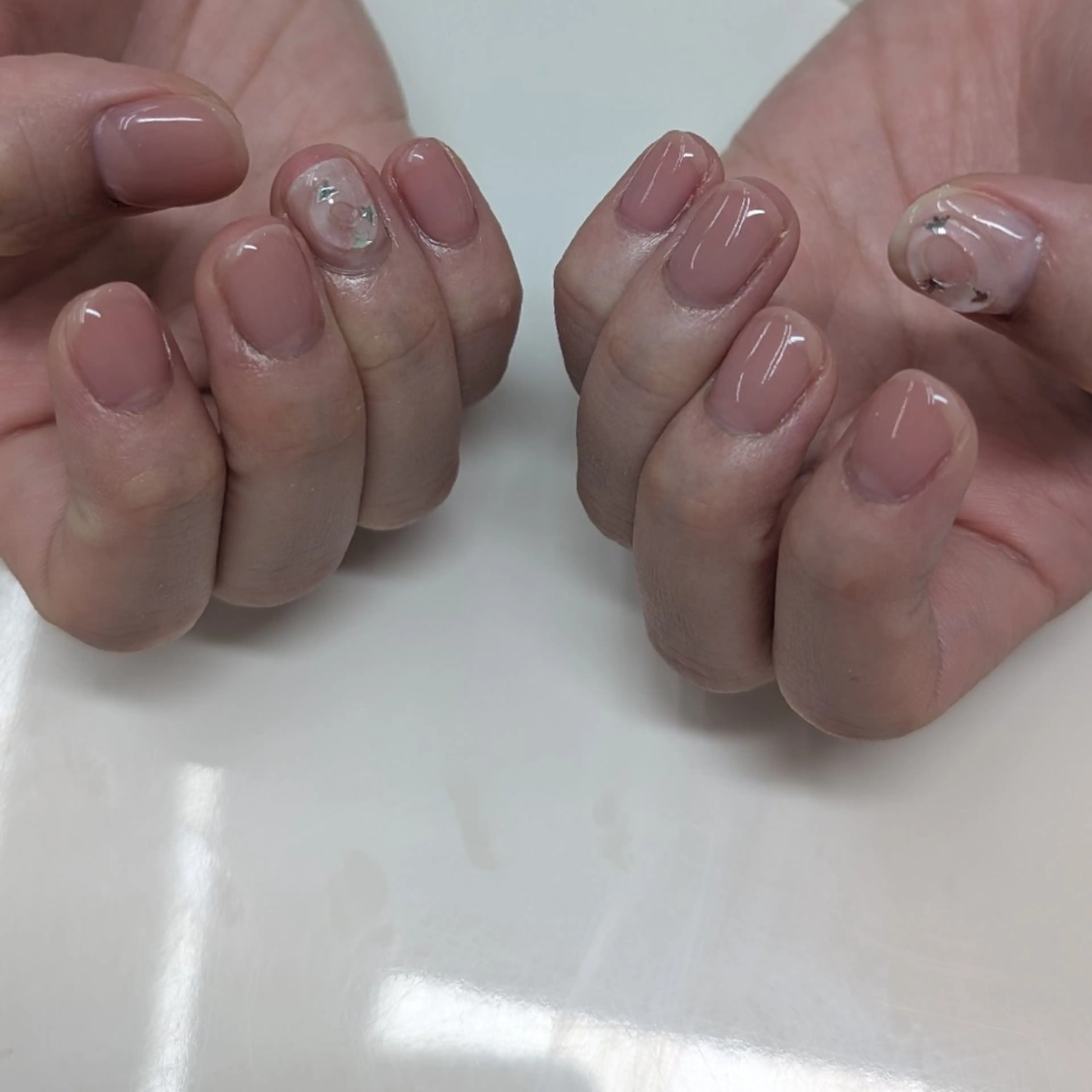 ネイル 氷ネイル・うるうるネイル ハンドネイル ネイルサロン Amie　〜アミ〜所属・Satou .Cのネイルデザイン