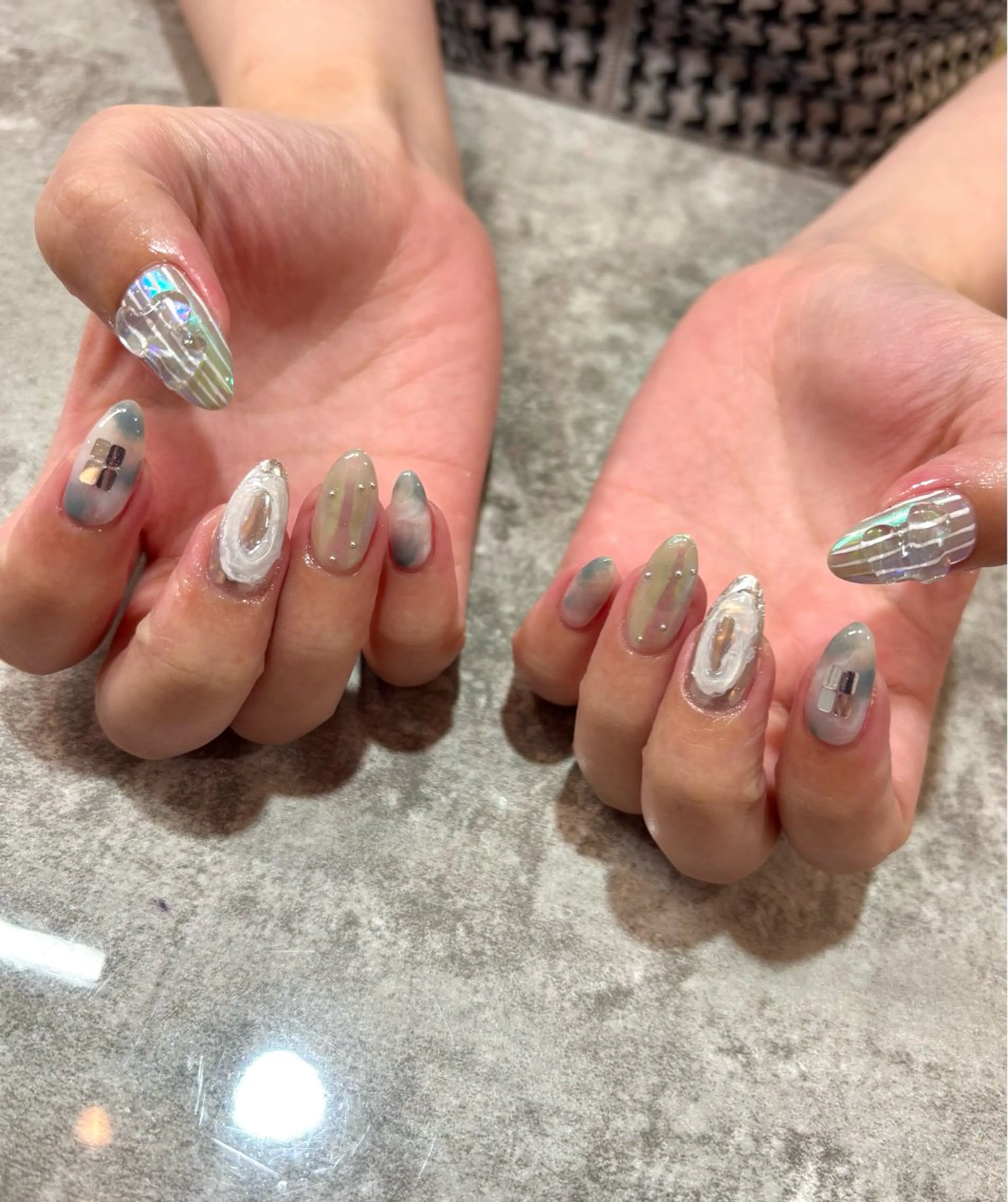 ネイル Emi♡ tiffinのネイルデザイン