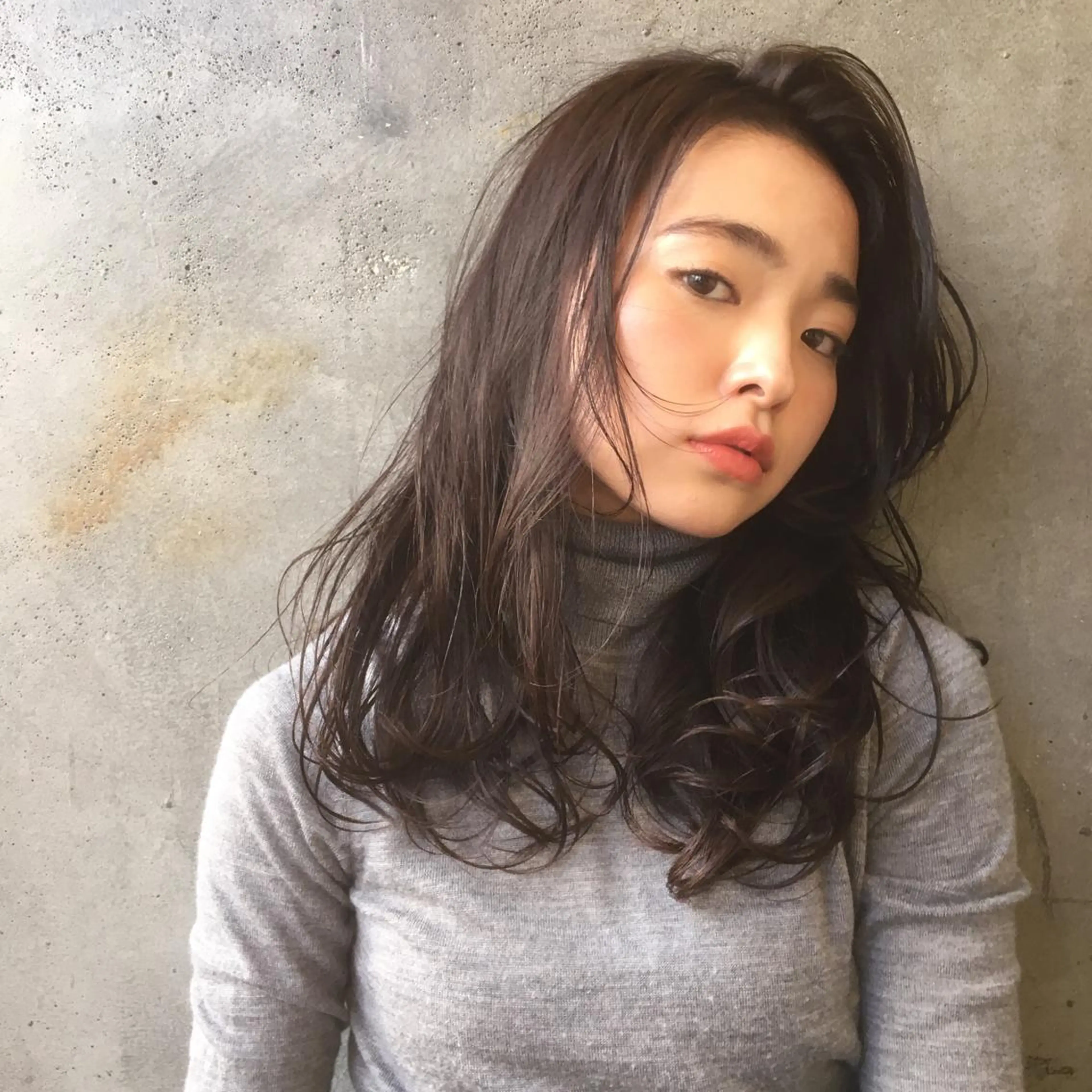 ミディアム セミロング パーマ Rico OFFICIALのヘアスタイル