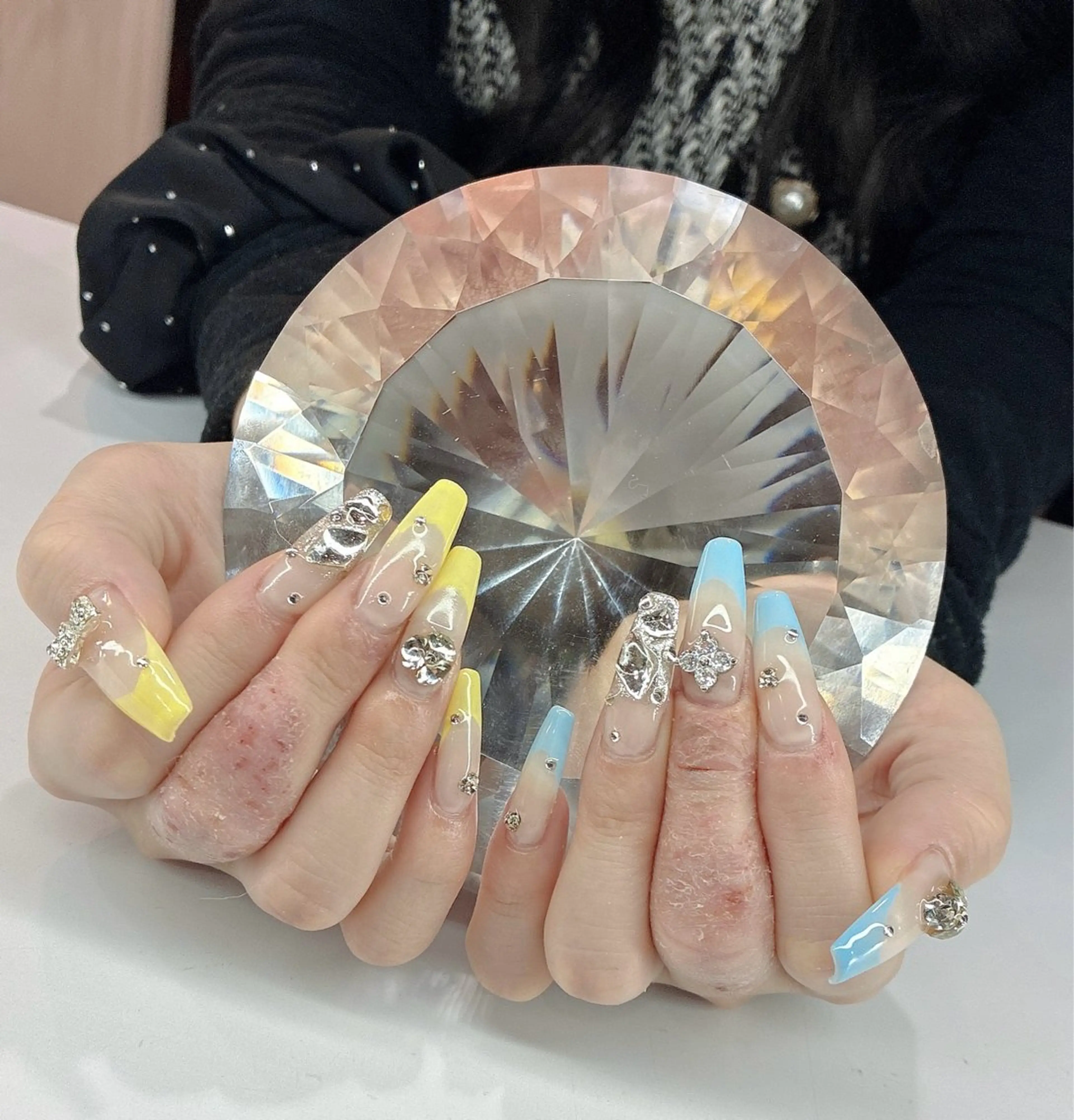 ネイル ハンドネイル LoaChaton kaeのネイルデザイン