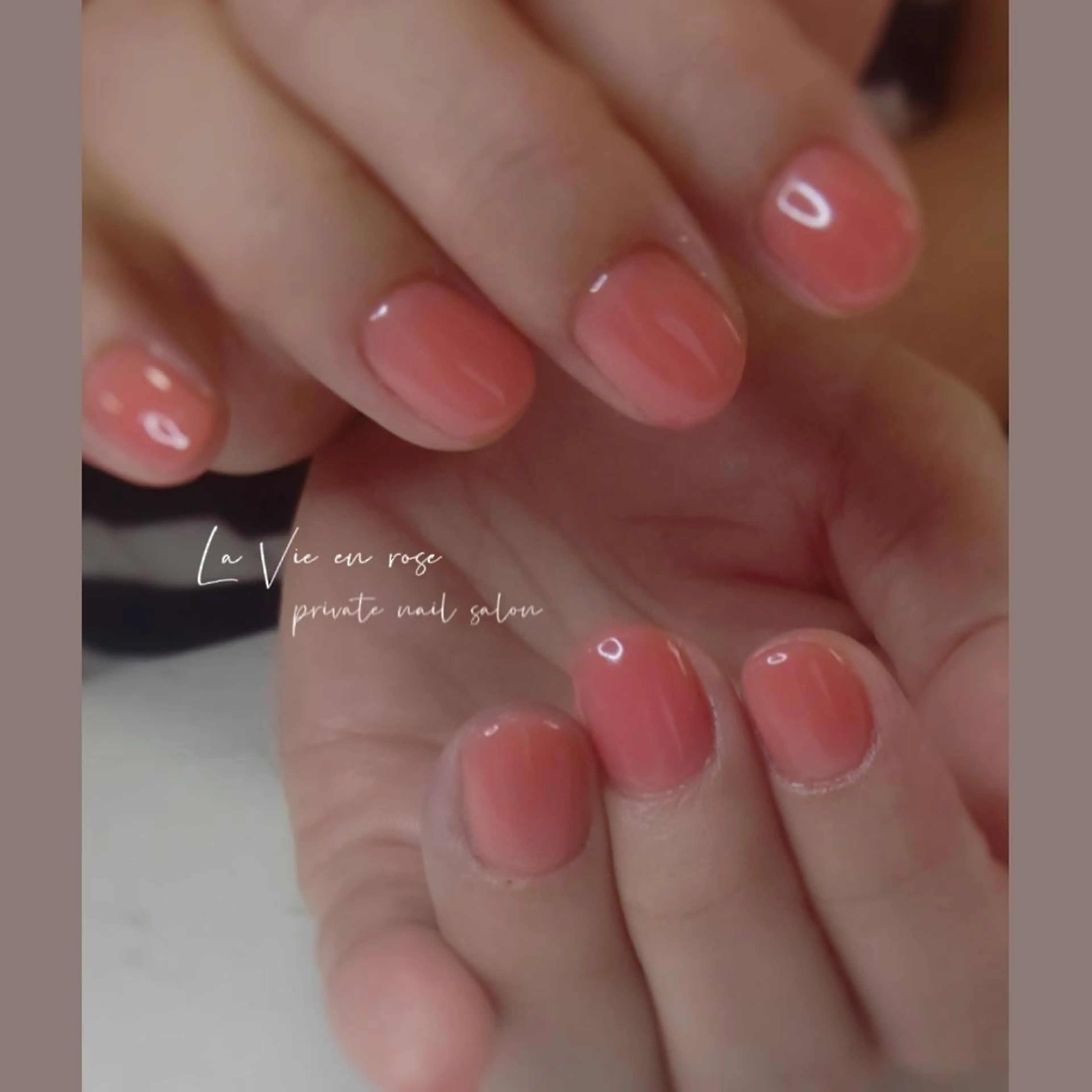 ネイル ワンカラーネイル ラヴィアン ローズのネイルデザイン