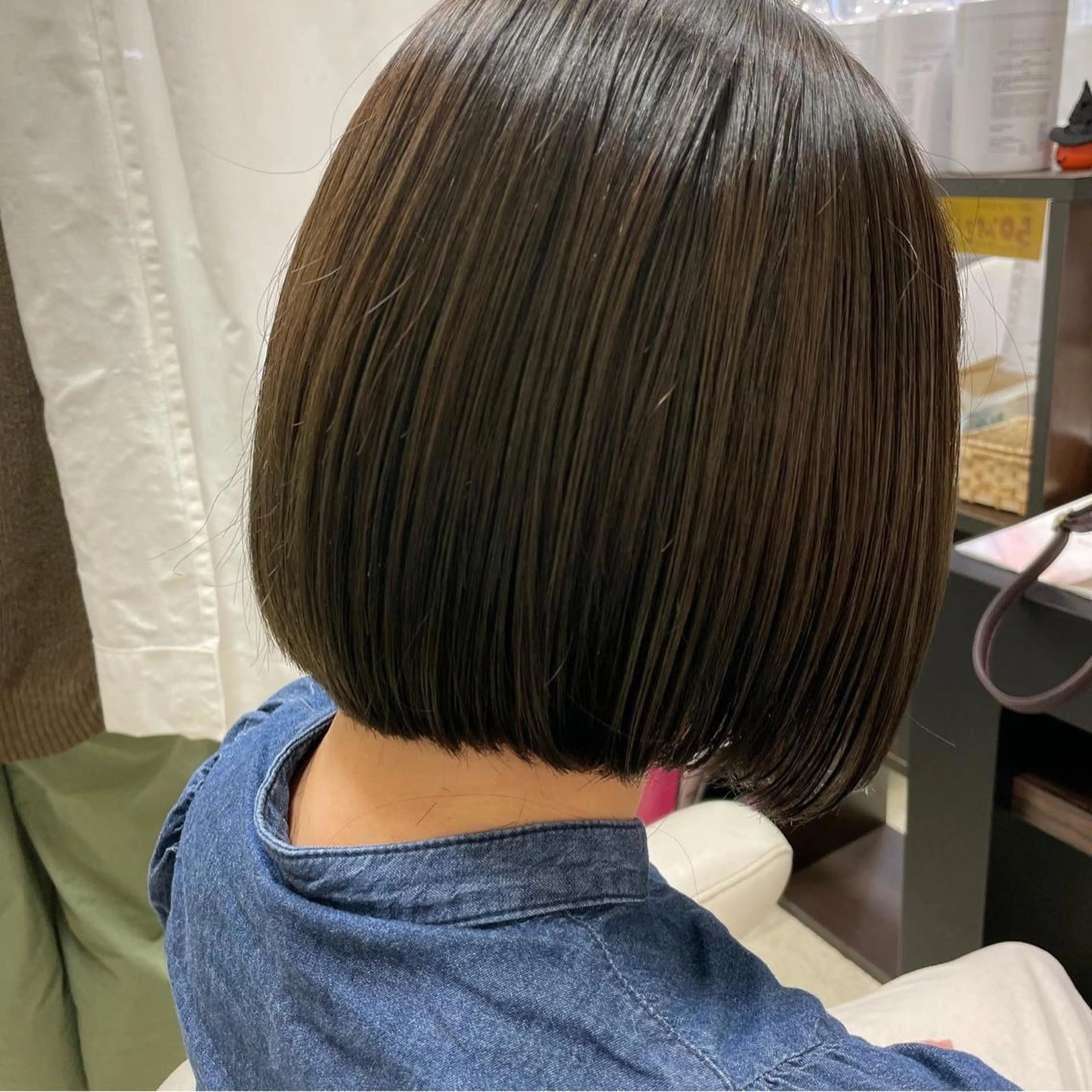 ショート ヘアカラー le. pidorgeのヘアスタイル