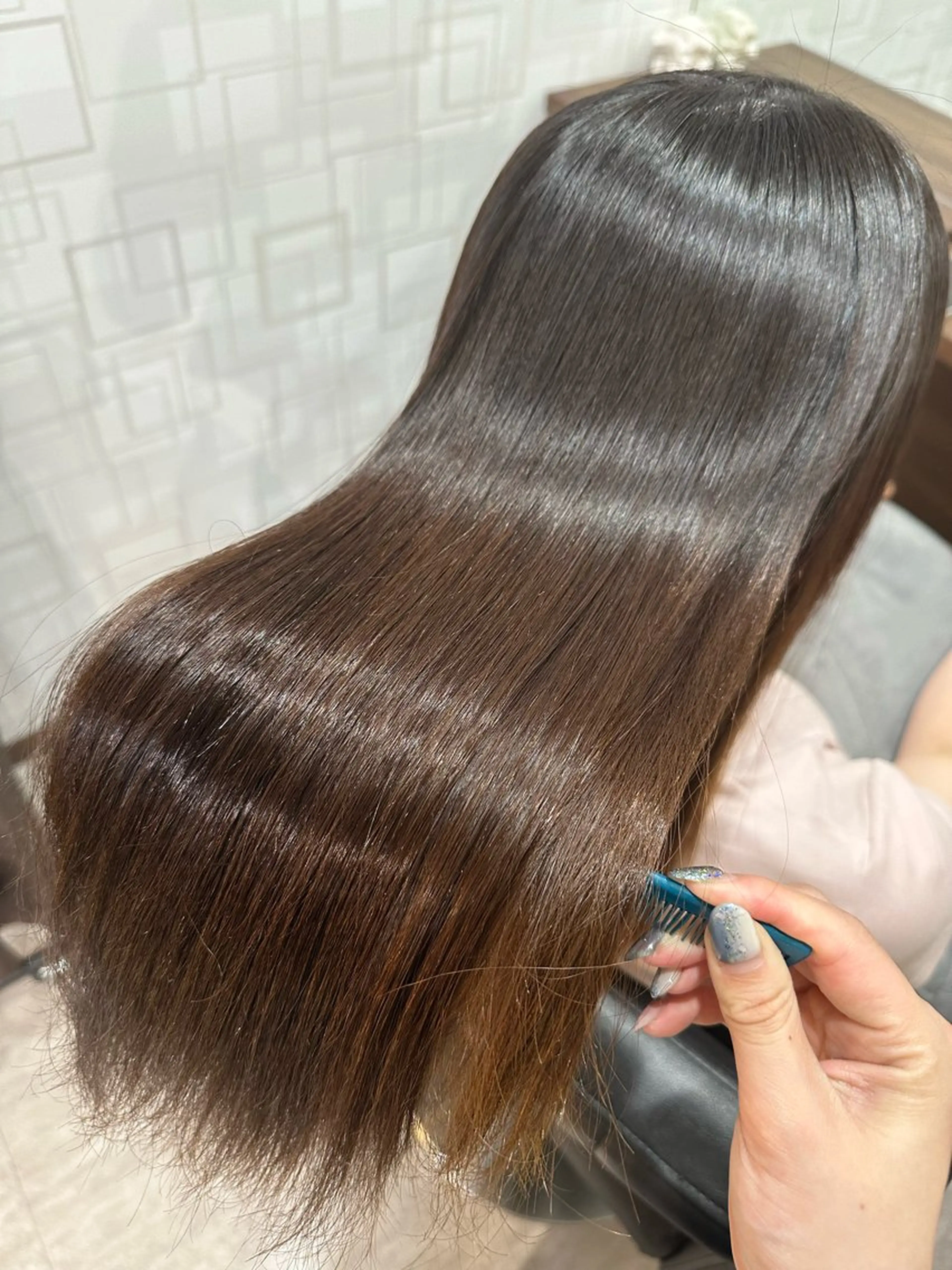 セミロング 縮毛矯正 トリートメント 美髪を叶える美容師✨ こん  はるえのヘアスタイル