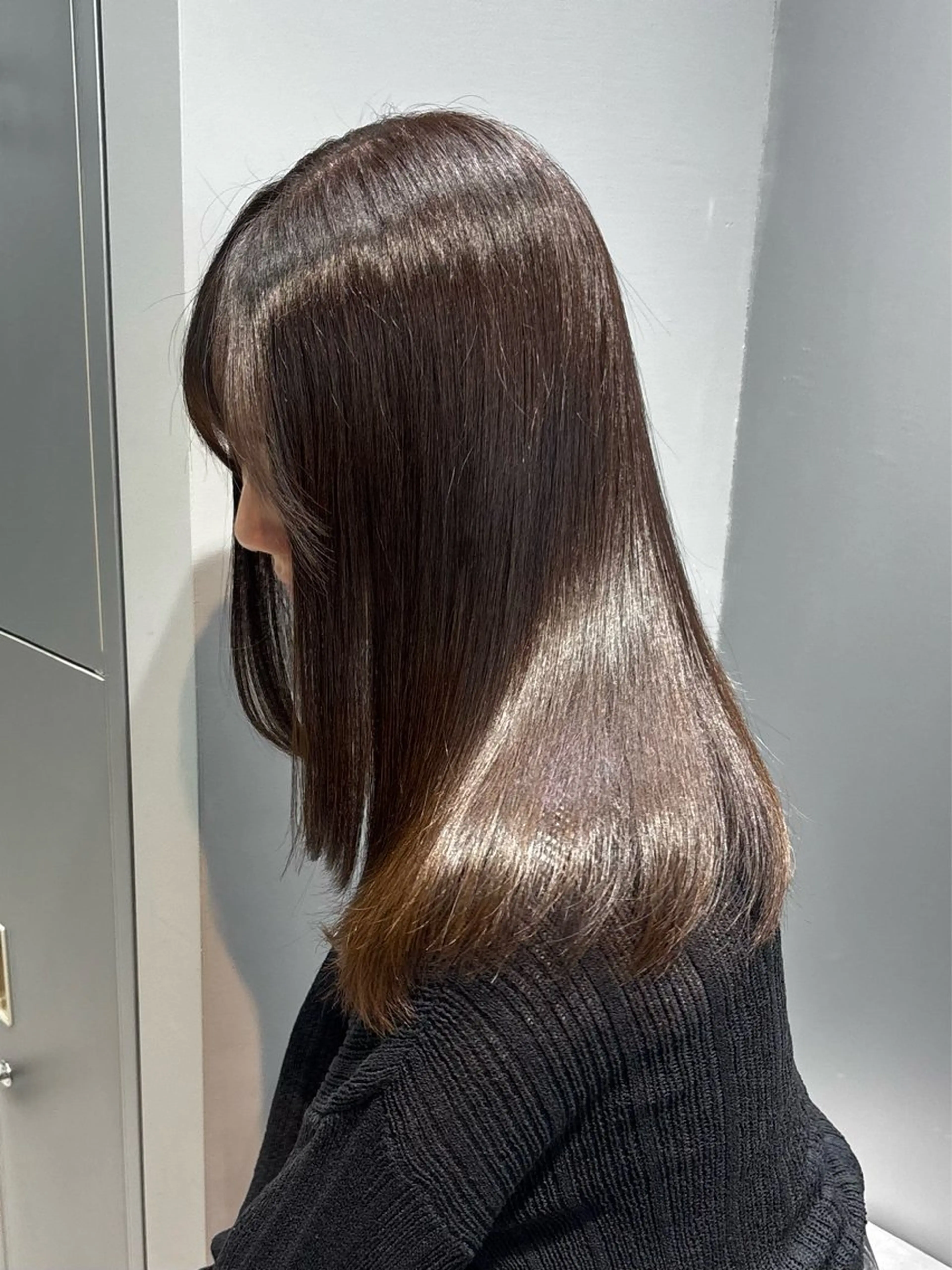 ミディアム カラー カット ヘアカラー 縮毛矯正 トリートメント レイヤー/髪質改善 SAKIのヘアスタイル