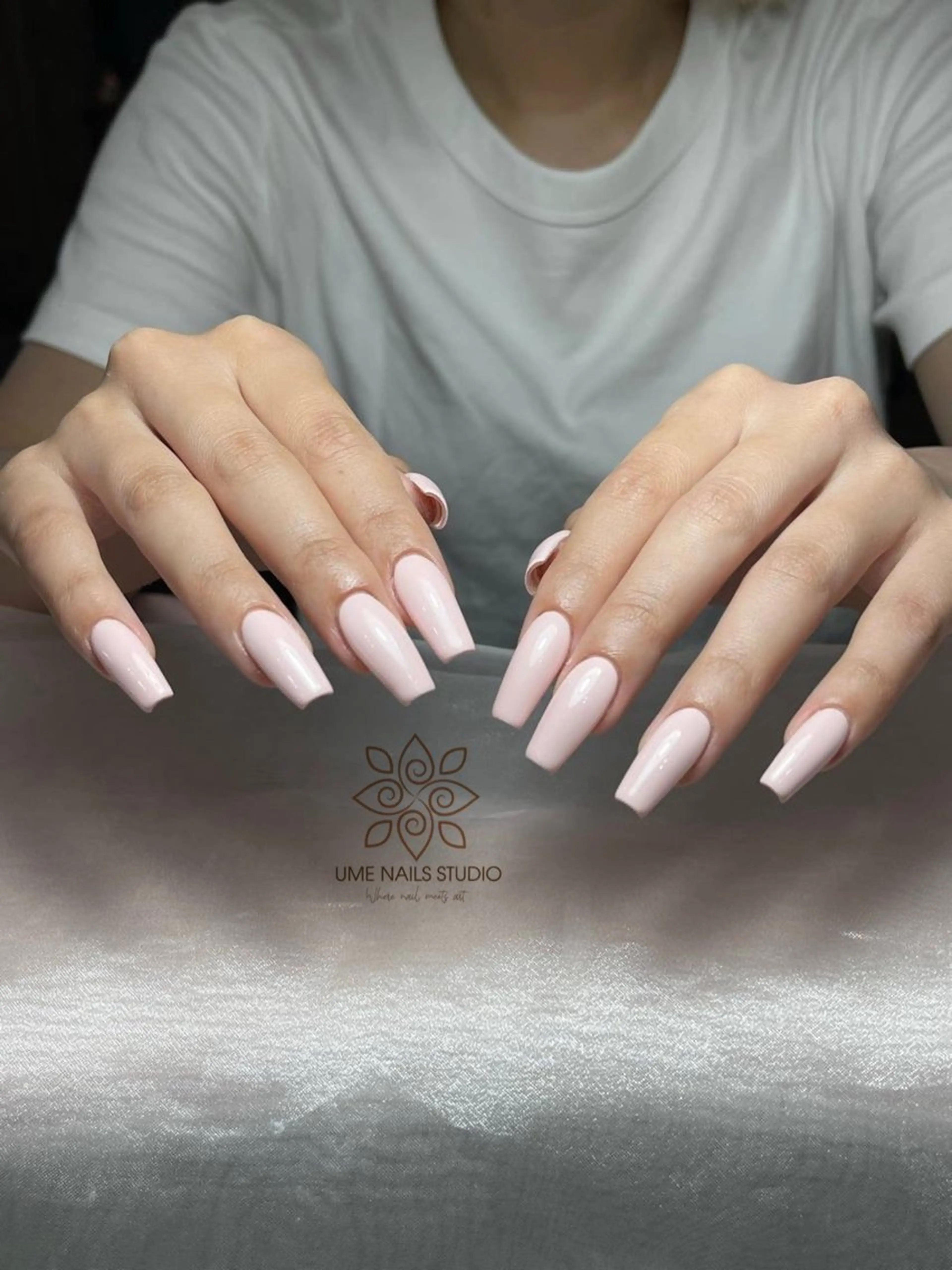 ネイル チークネイル クリアネイル ガーリー キラキラネイル 韓国ネイル ハンドネイル Ume Nail Studioのネイルデザイン