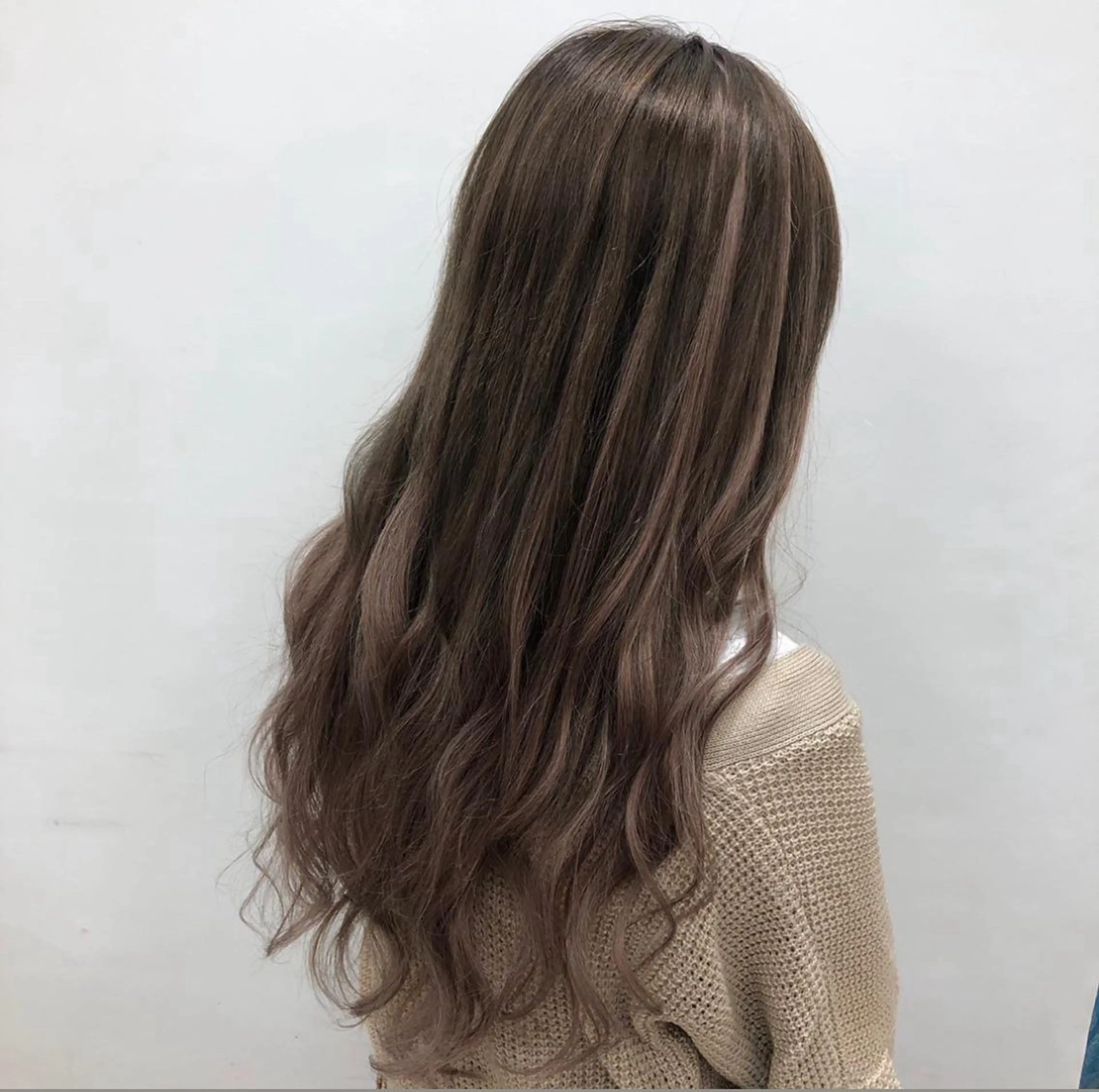 ロング カラー ヘアカラー 黒田 あゆかのヘアスタイル
