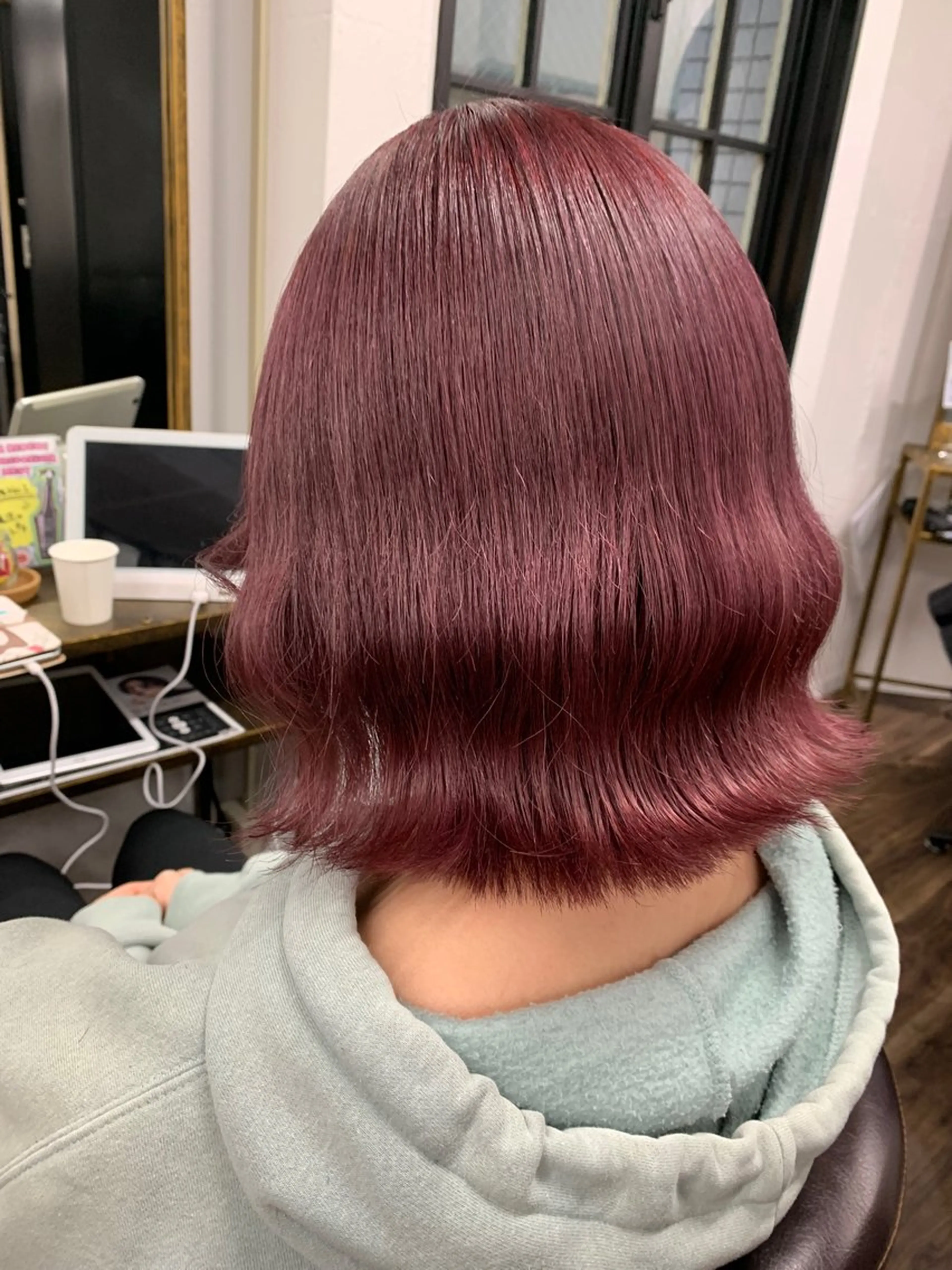ミディアム カラー ヘアアレンジ 韓国風ヘア ヘアカラー トリートメント 🌟🍒ハイトーン 韓国ヘア/ユウミのヘアスタイル