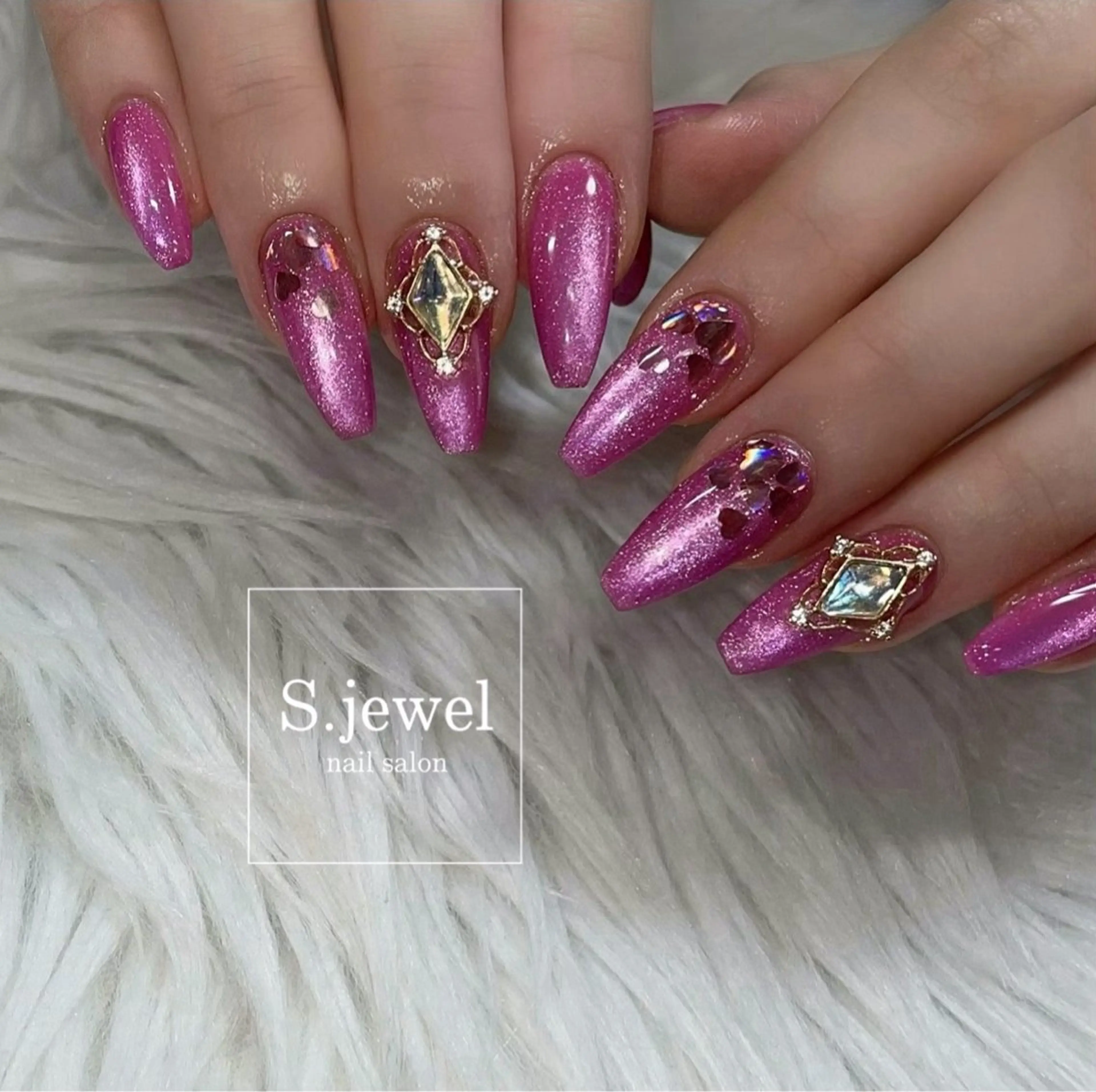 ネイル S♡JEWEL所属・S. JEWELのネイルデザイン