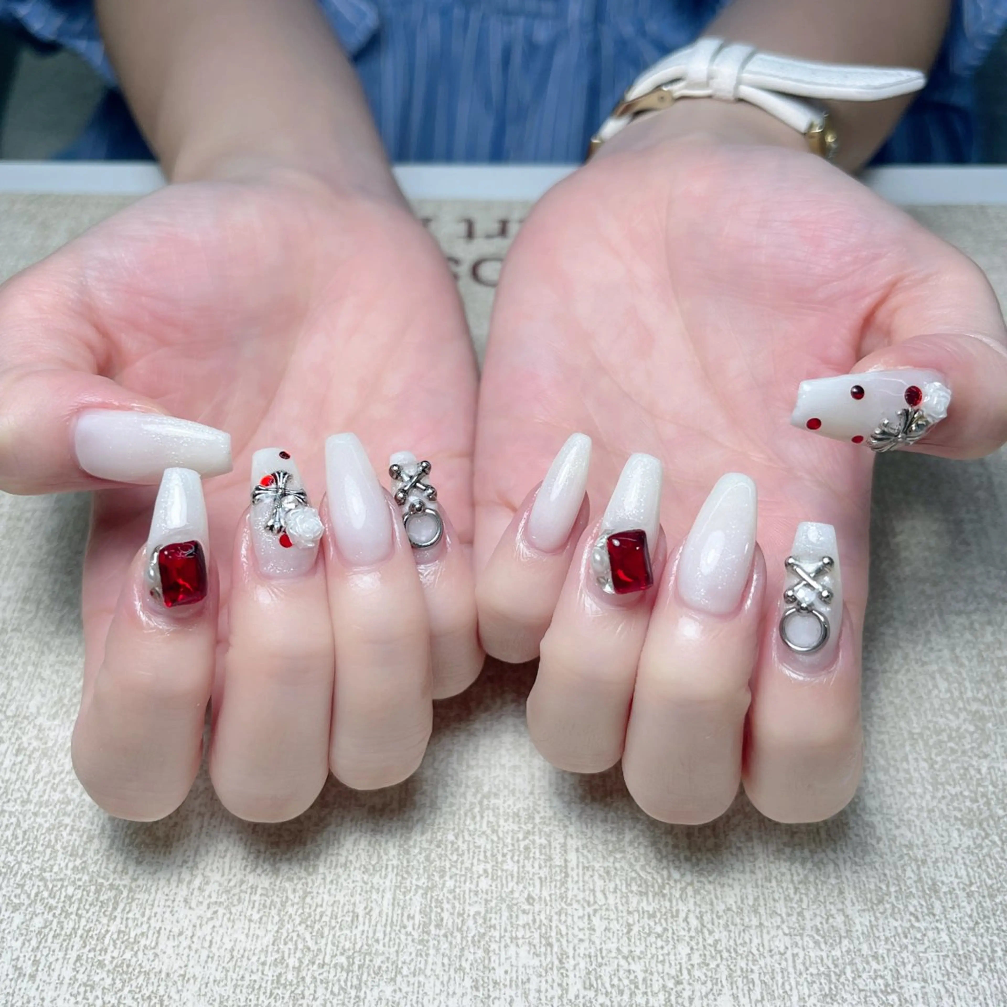 ネイル ハンドネイル ハンドケア ちごみ Novaのネイルデザイン