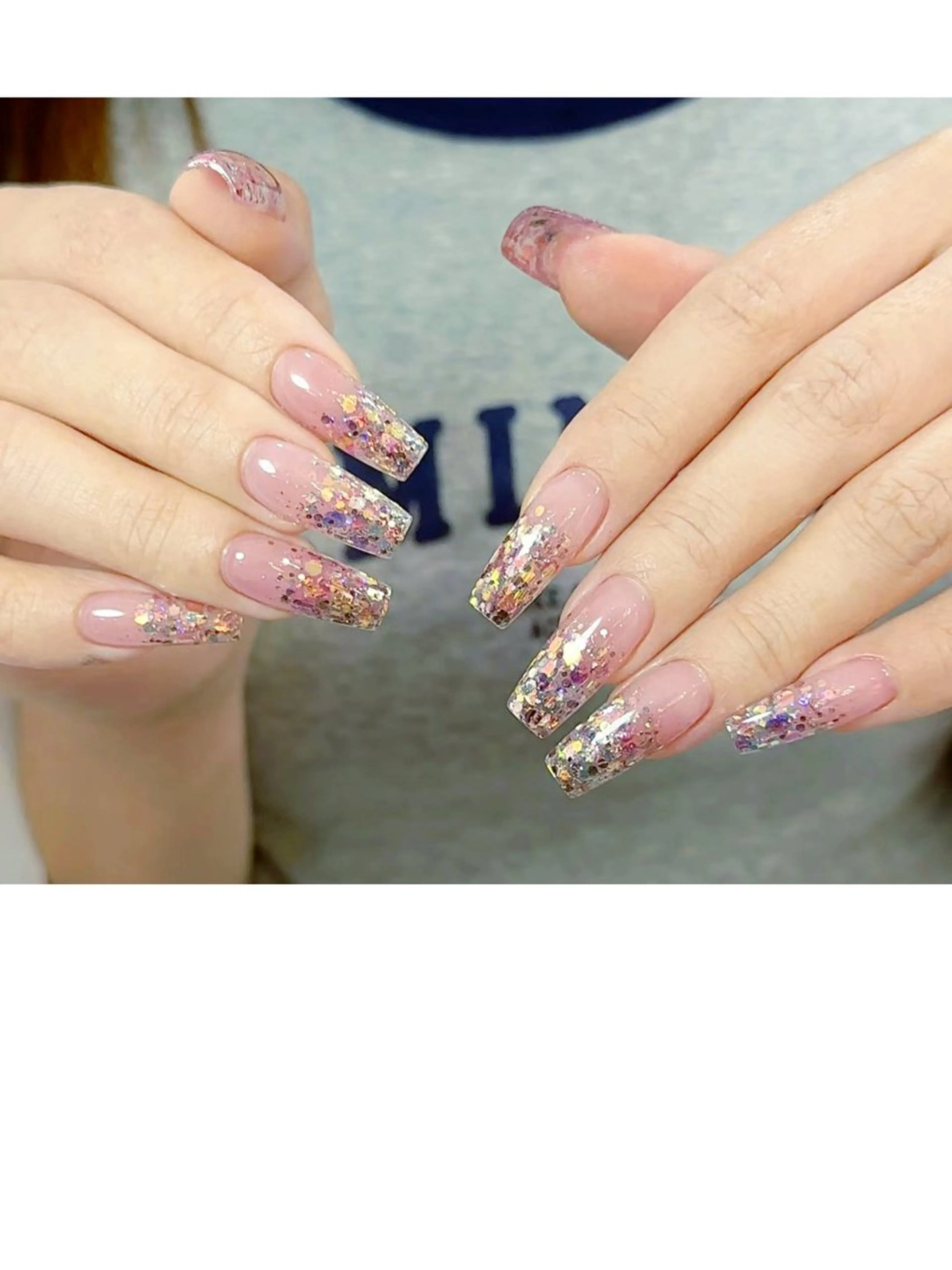 ネイル pink ladyサロン所属・べ にのネイルデザイン