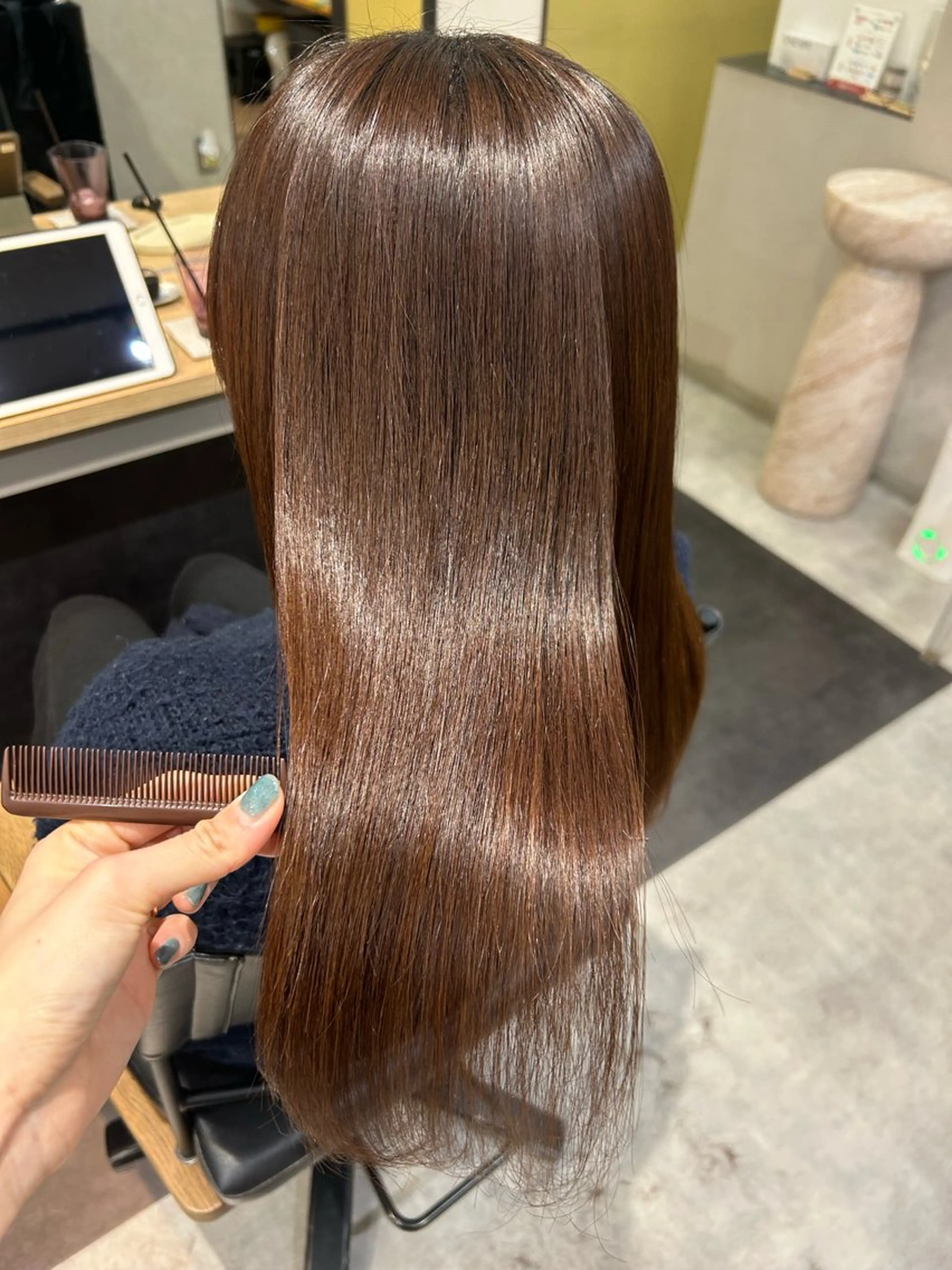 ロング パーマ 髪質改善 ストレートパーマ カット 縮毛矯正 トリートメント hub hair レイヤー/透明感のヘアスタイル