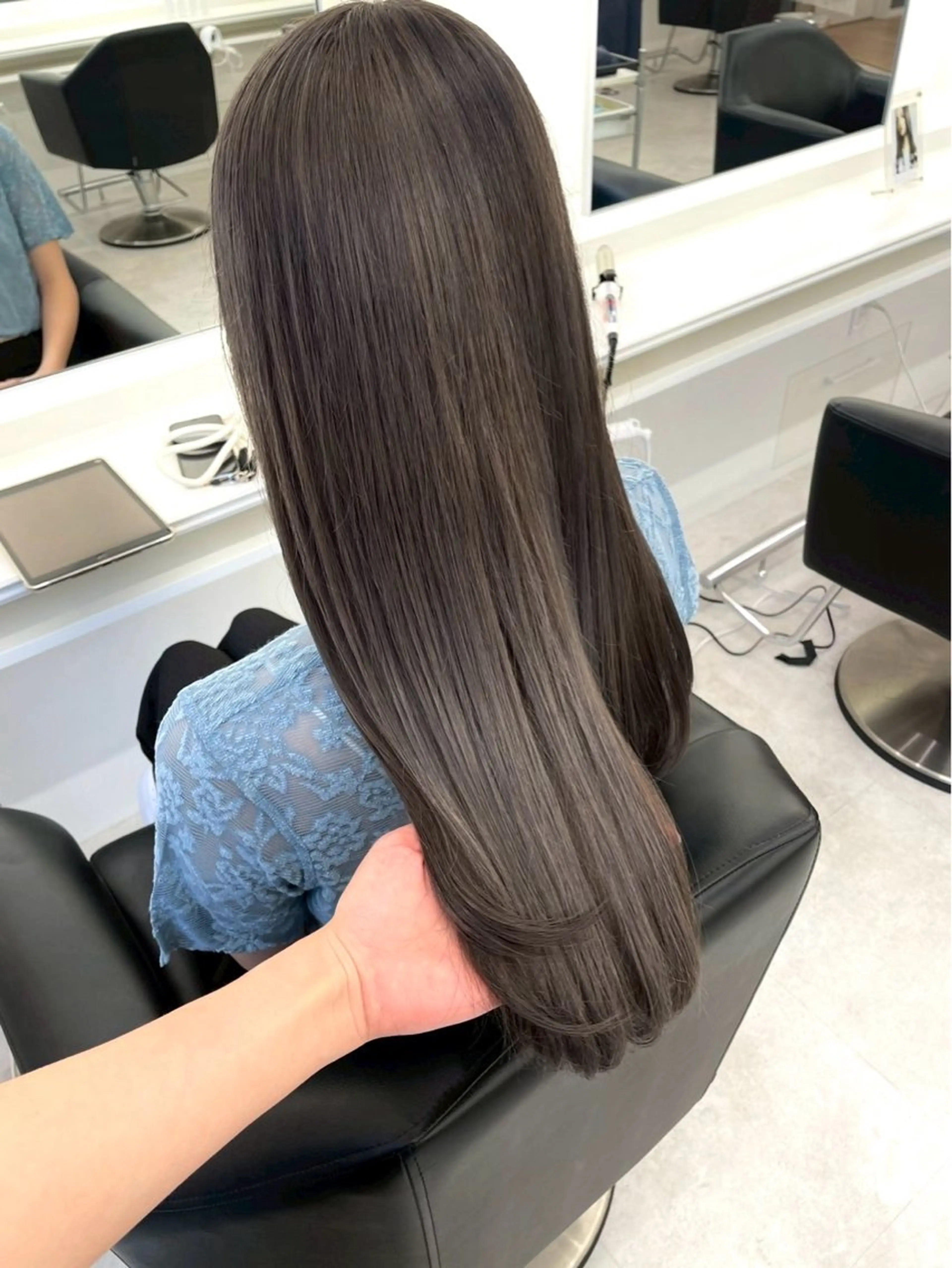 ロング ヘアカラー Parve  Mix 🫧梶川虹のヘアスタイル