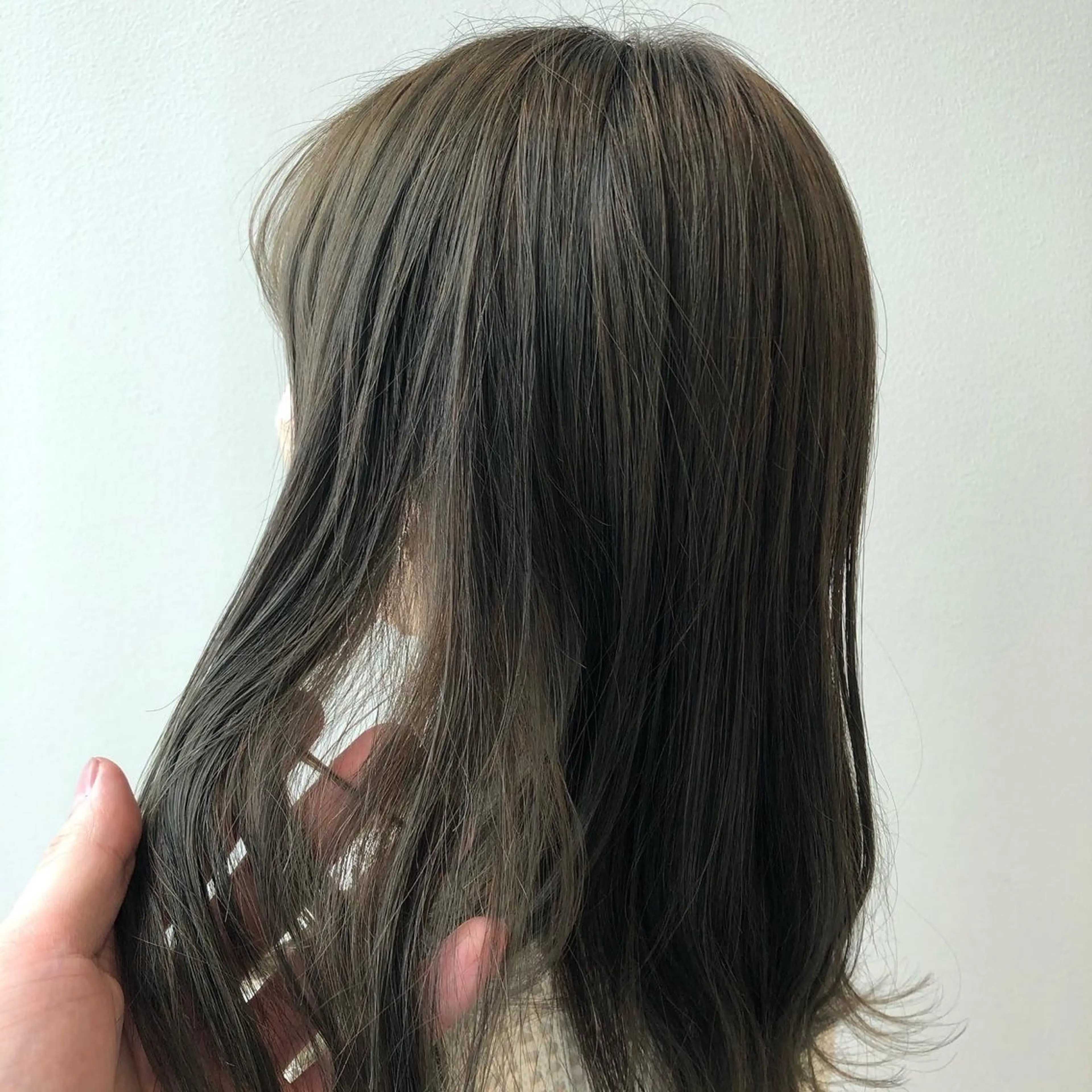 セミロング カラー ヘアカラー 堀 ゆきみのヘアスタイル