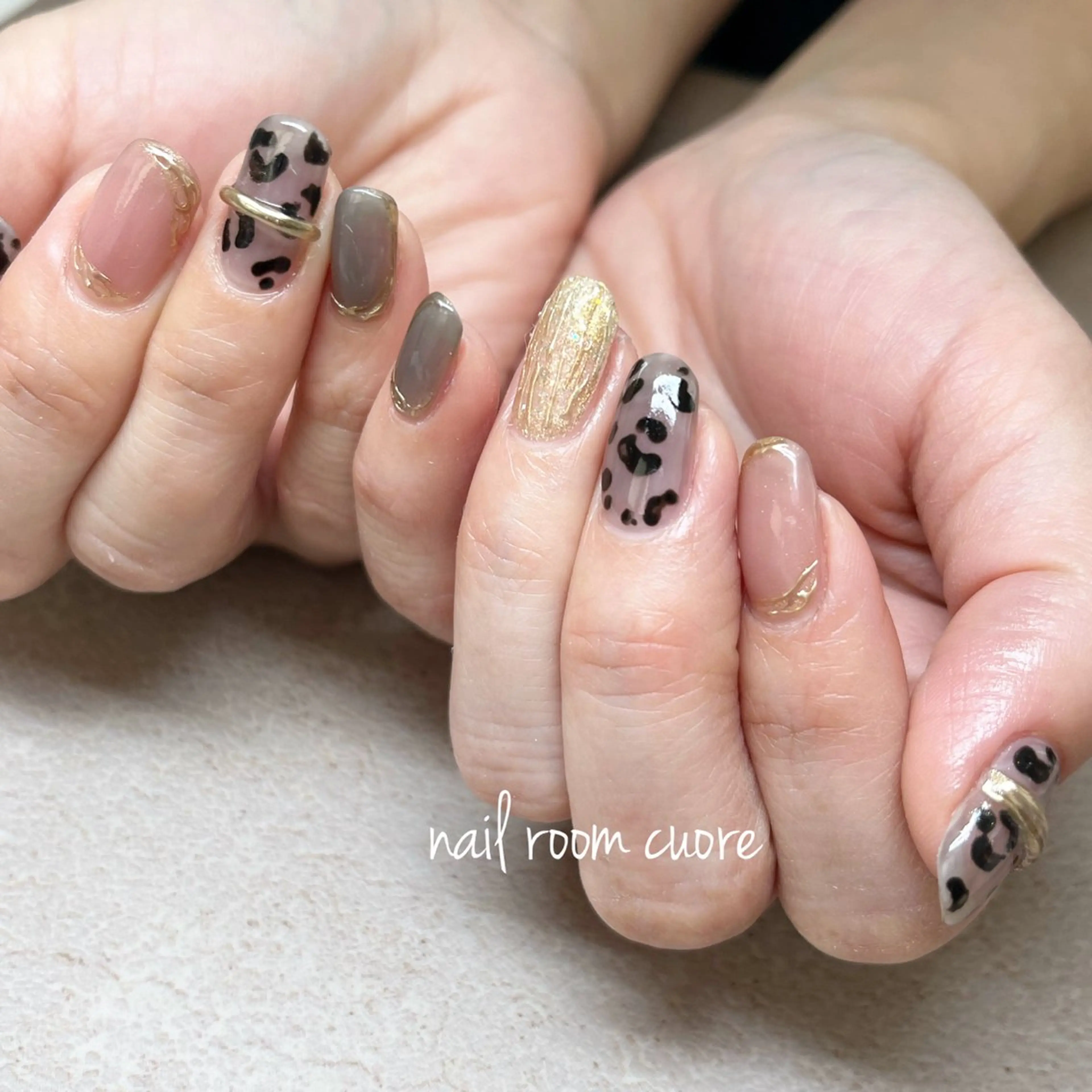 ネイル アニマル柄 ハンドネイル nail room  cuore所属・松尾 典子のネイルデザイン
