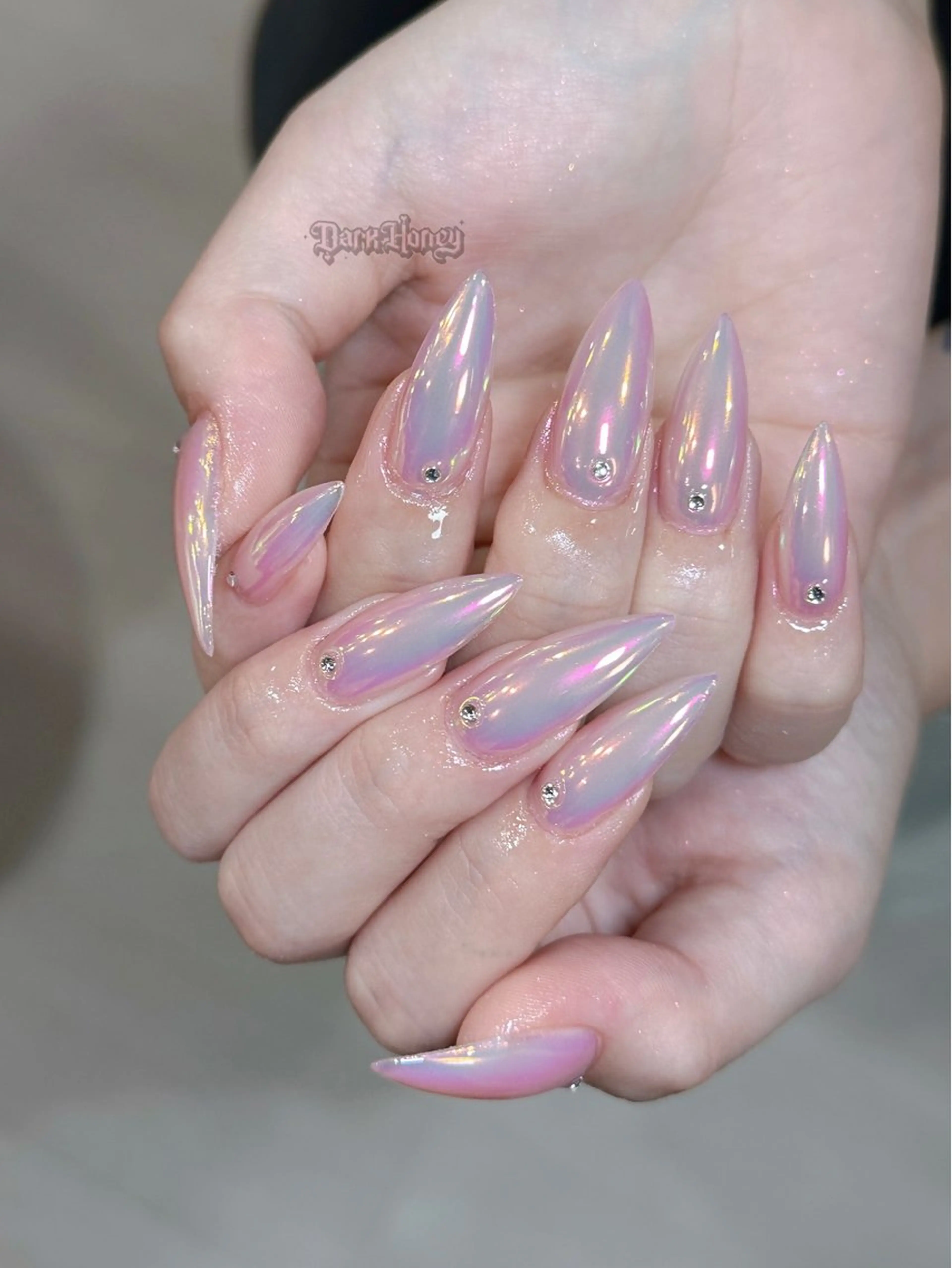 ネイル ハンドネイル Dark honey スカルプ専門原宿店のネイルデザイン