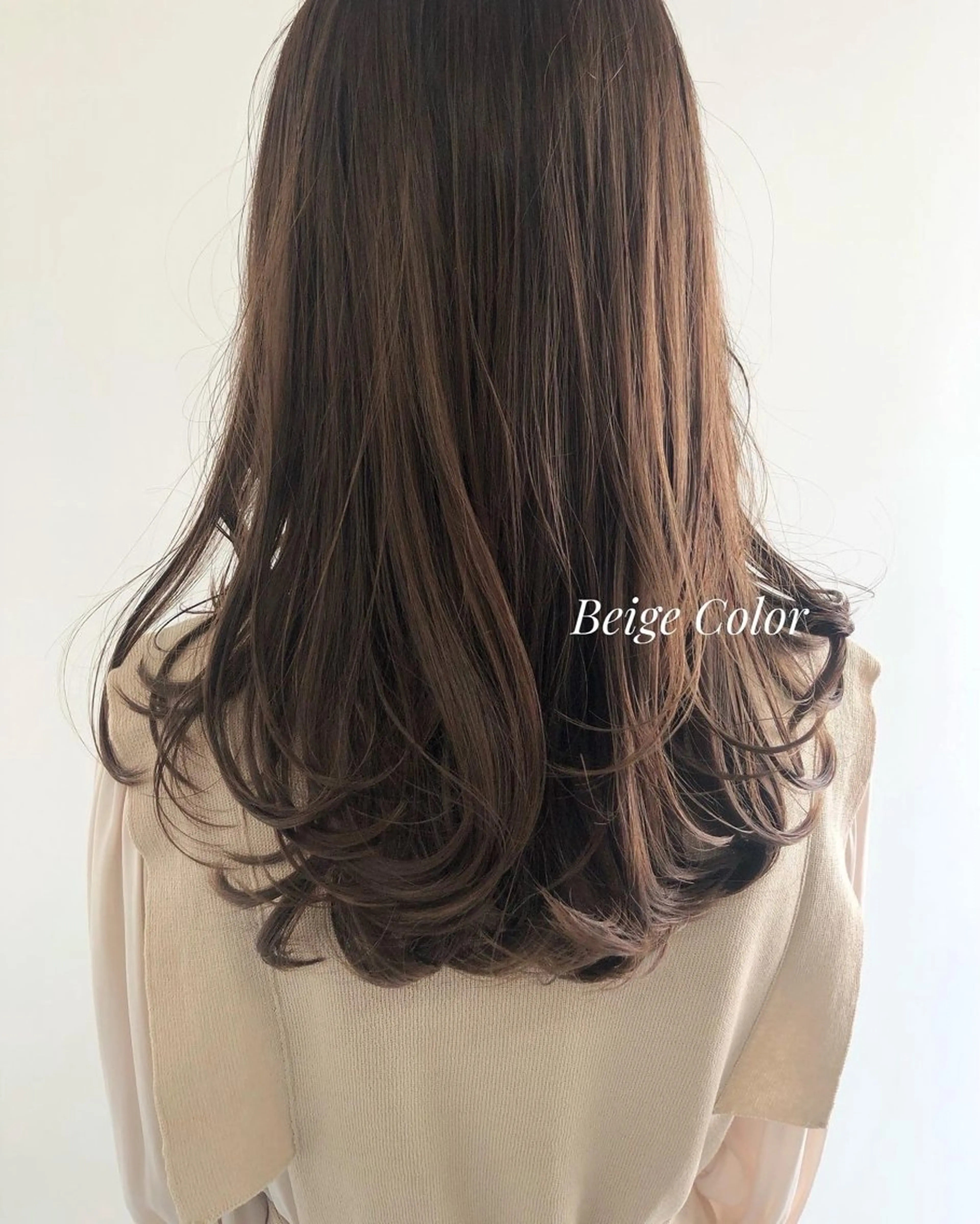 ロング カラー ベージュカラー ブラウンカラー 透明感カラー ミルクティーベージュ レイヤーカット カット ヘアカラー トリートメント ヘッドスパ ヘアセット Hair Salon BOTTOMS所属・✨透明感ケアカラー✨ 長野ゆきなのヘアスタイル