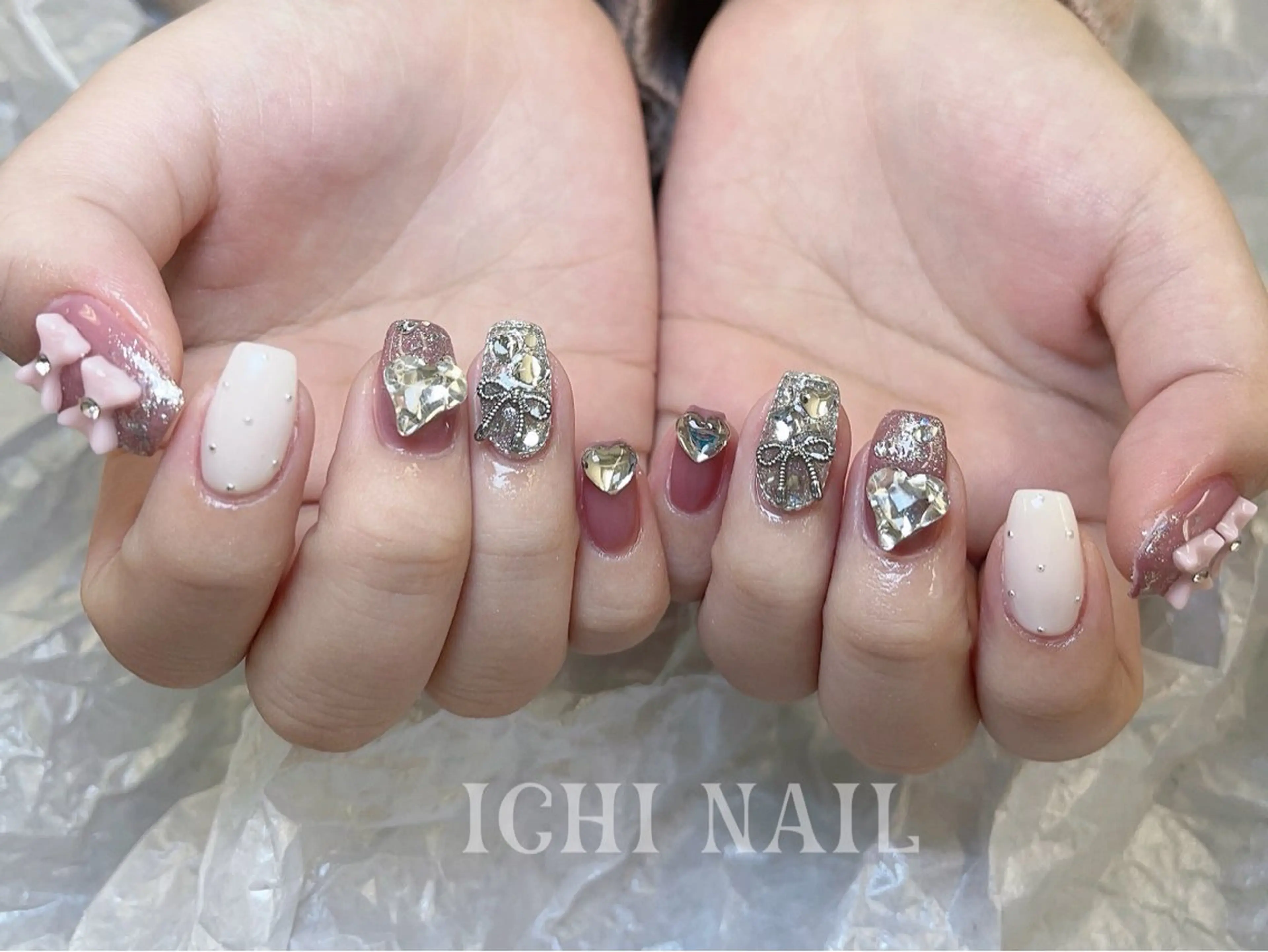 ネイル ハンドネイル 🧚🏻‍♀️ NOHA🎀のネイルデザイン