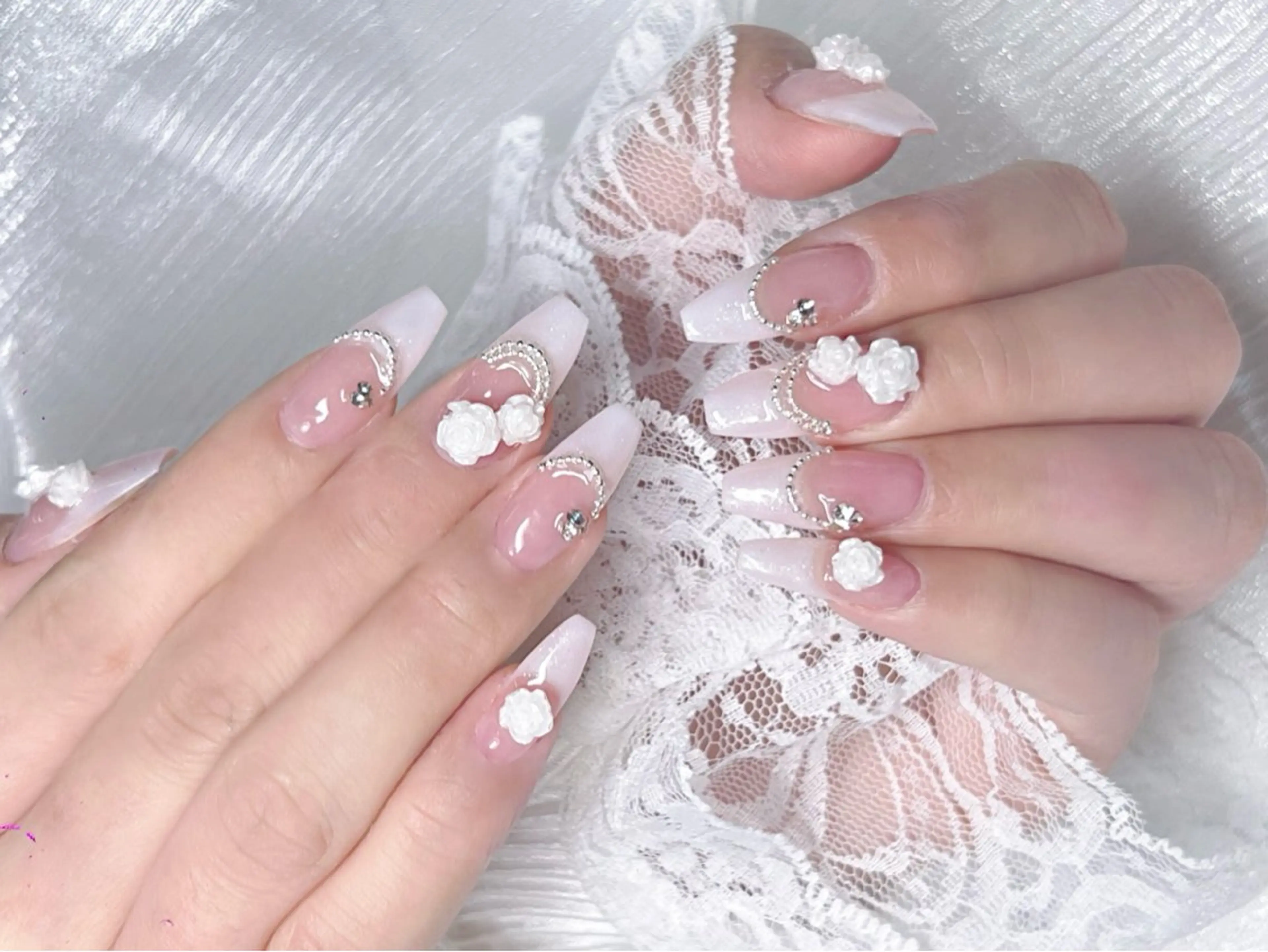 ネイル Lya Nail Rinのネイルデザイン