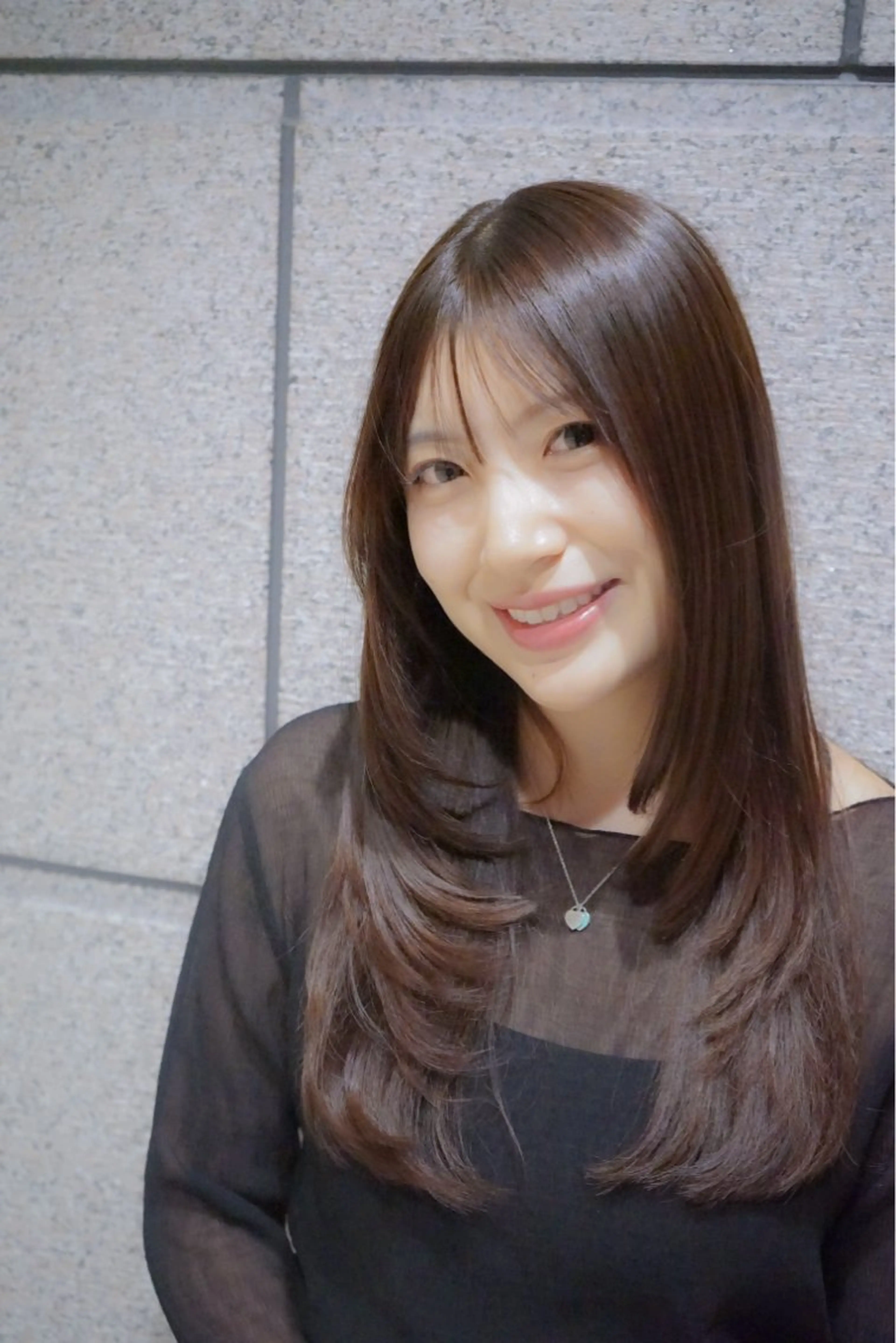 ロング カット ヘアショップキャリー所属・森田敦 縮毛矯正/髪質改善のヘアスタイル