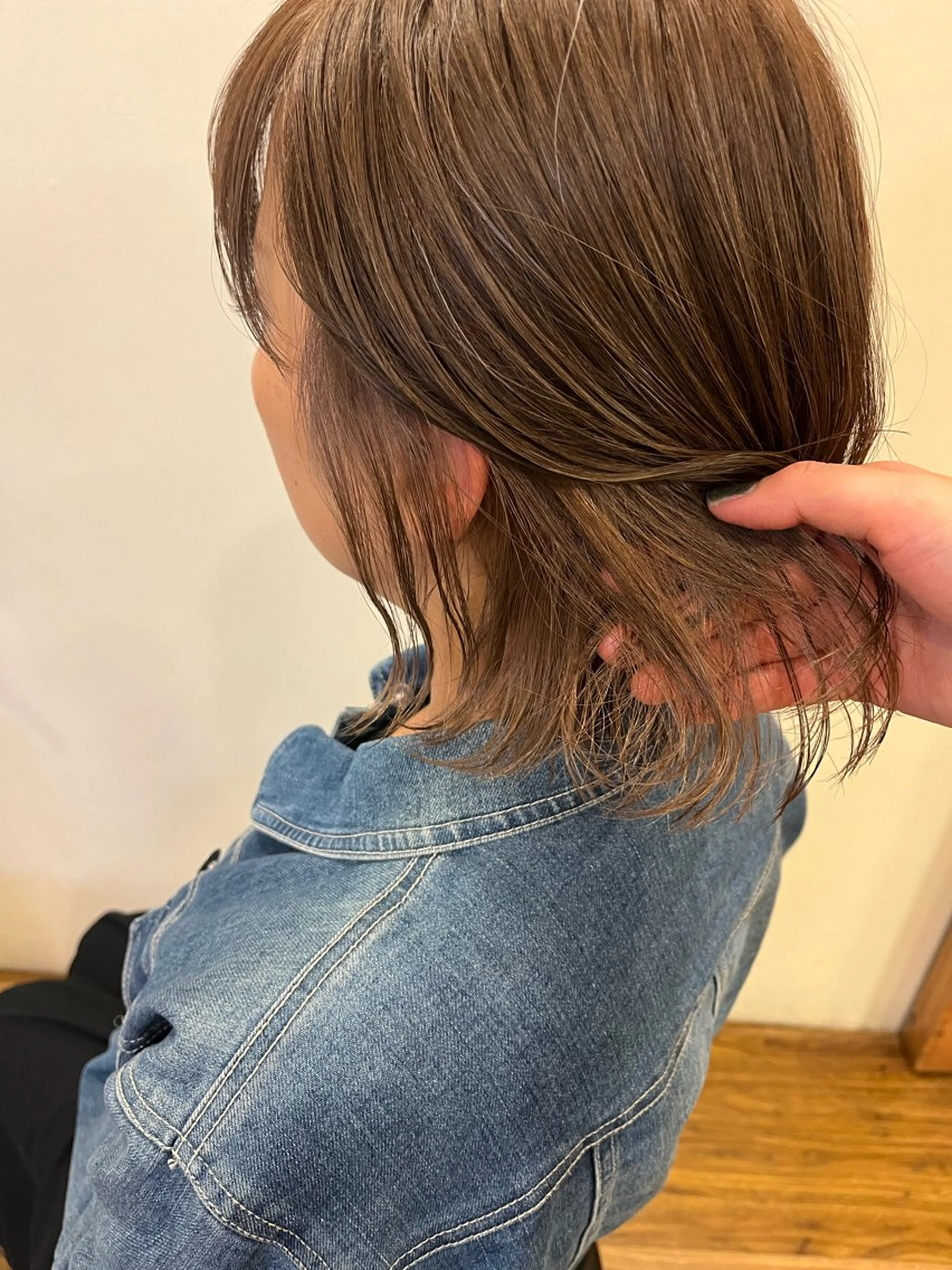 ミディアム anon所属・田中 結月のヘアスタイル