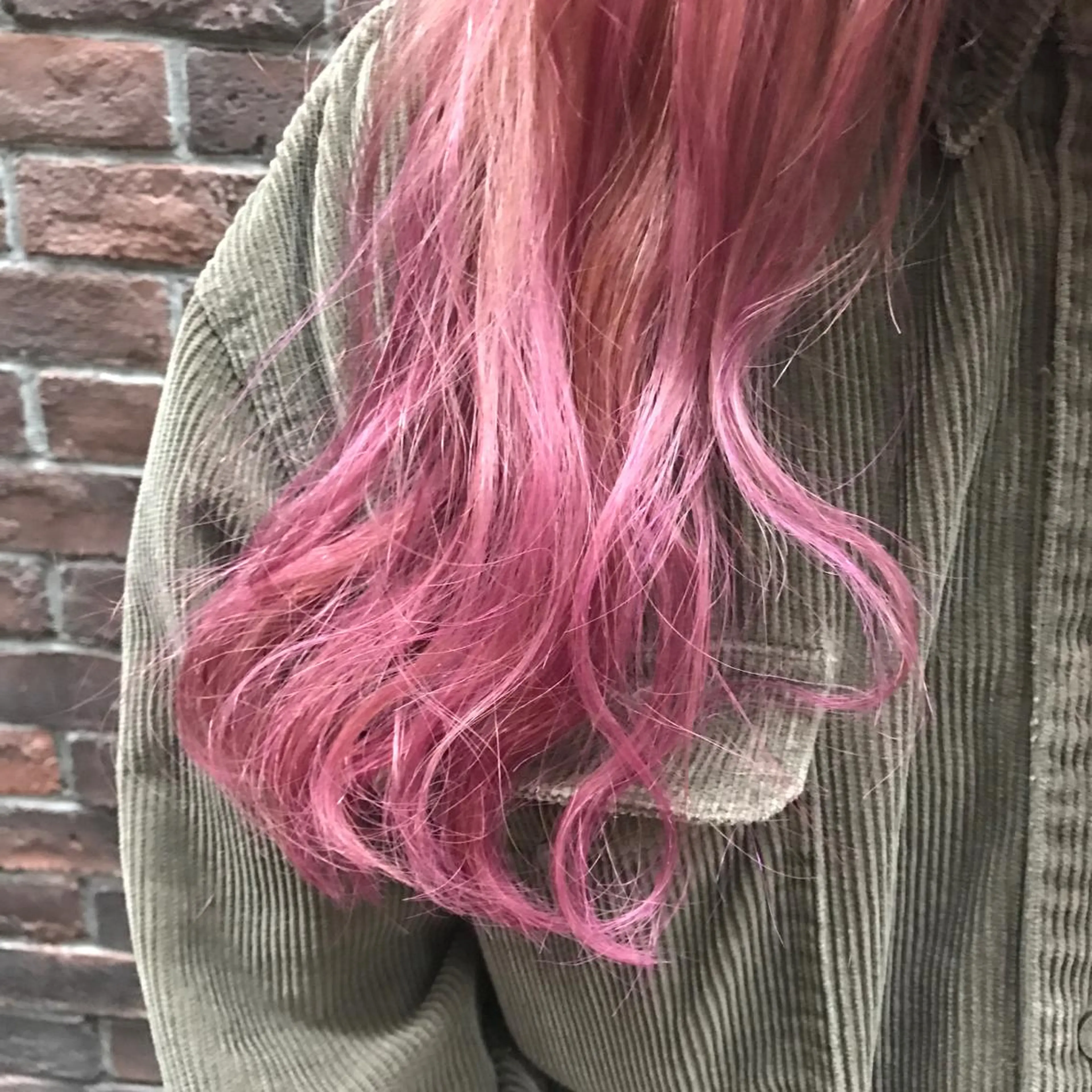 ロング analogue所属・u harukaのヘアスタイル