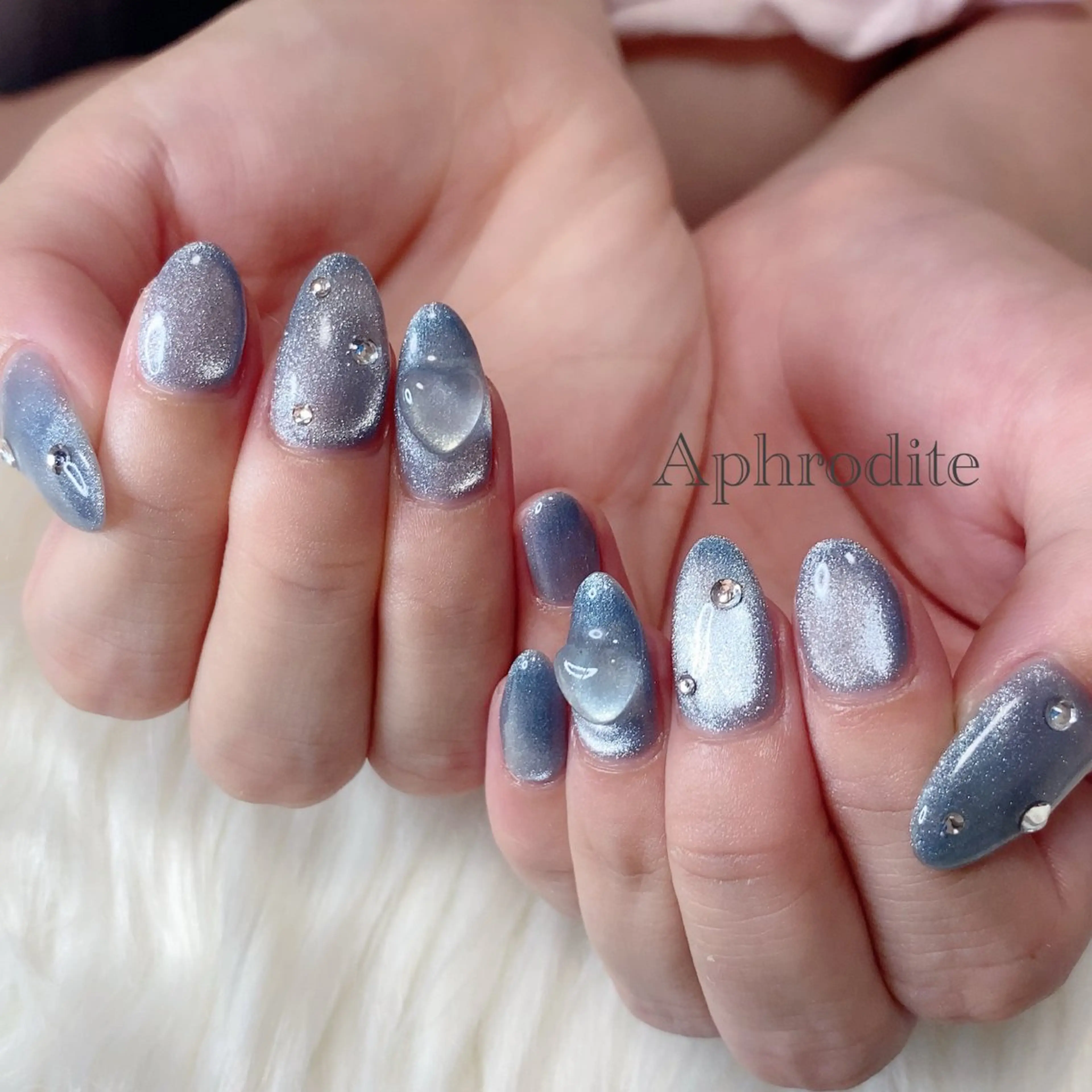 ネイル Aphrodite パラジェル認定サロンのネイルデザイン