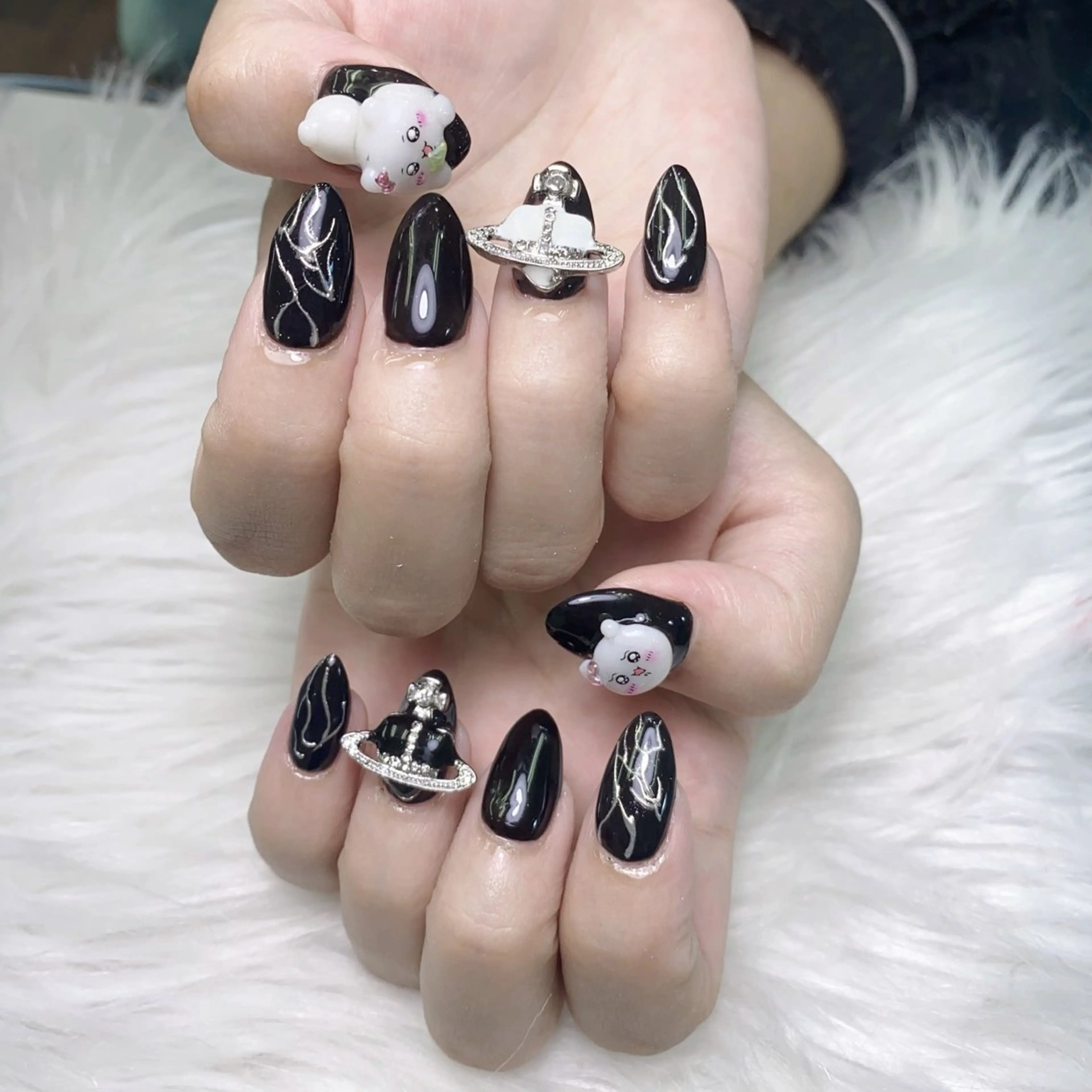 ネイル オーロラネイル 成人式 フレンチネイル ハート 韓国ネイル ハンドネイル Melody Nail所属・Melody 3D/スカルプ専門店のネイルデザイン