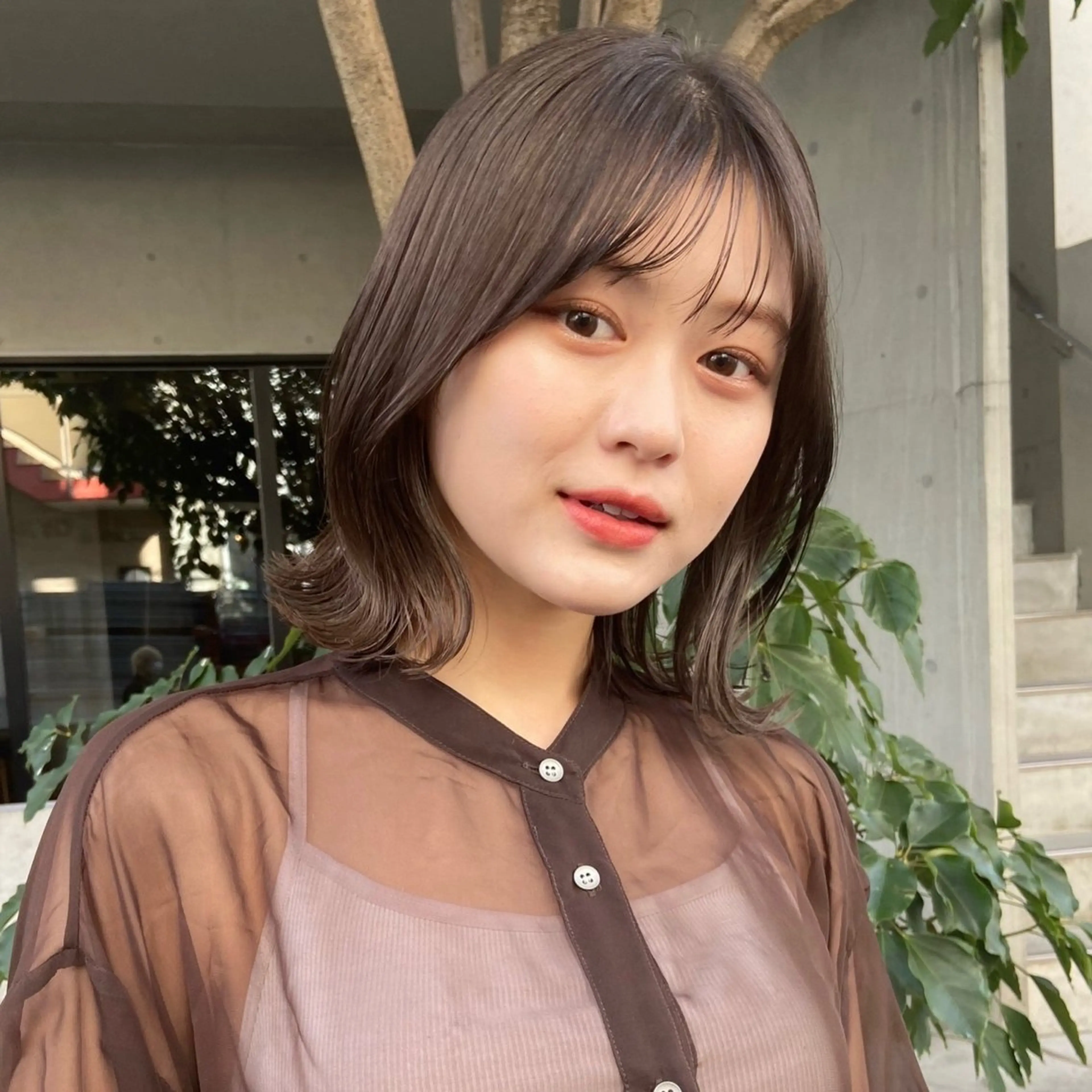 ミディアム カラー カット ヘアカラー トリートメント ヘッドスパ 艶カラー×レイヤー 🧙髪質改善/レオンのヘアスタイル