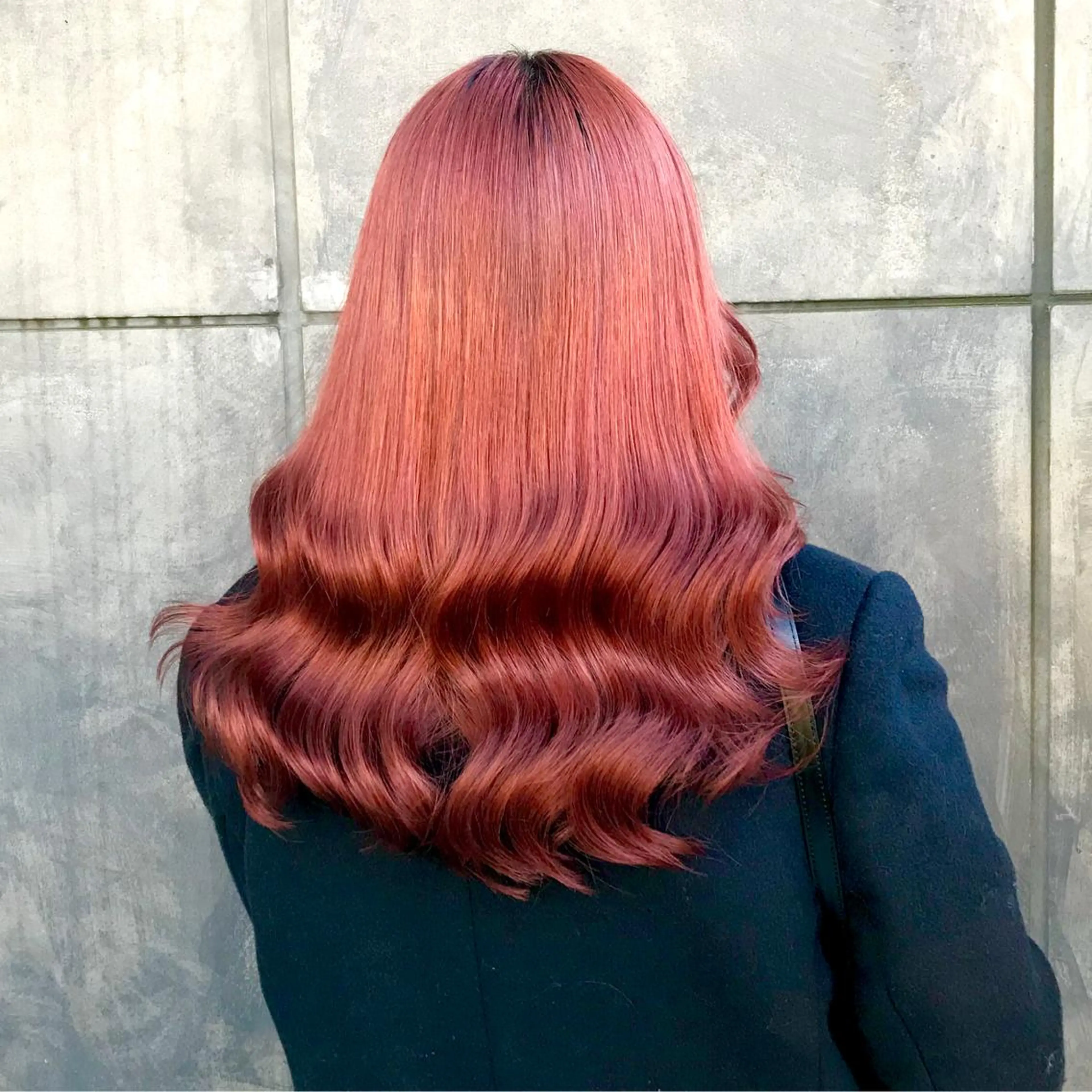 ロング カラー ブリーチ オレンジ ヨシンモリ ムルギョル巻き 韓国風ヘア サロウィン所属・K-POP好き美容師 🇰🇷Kai.Yのヘアスタイル