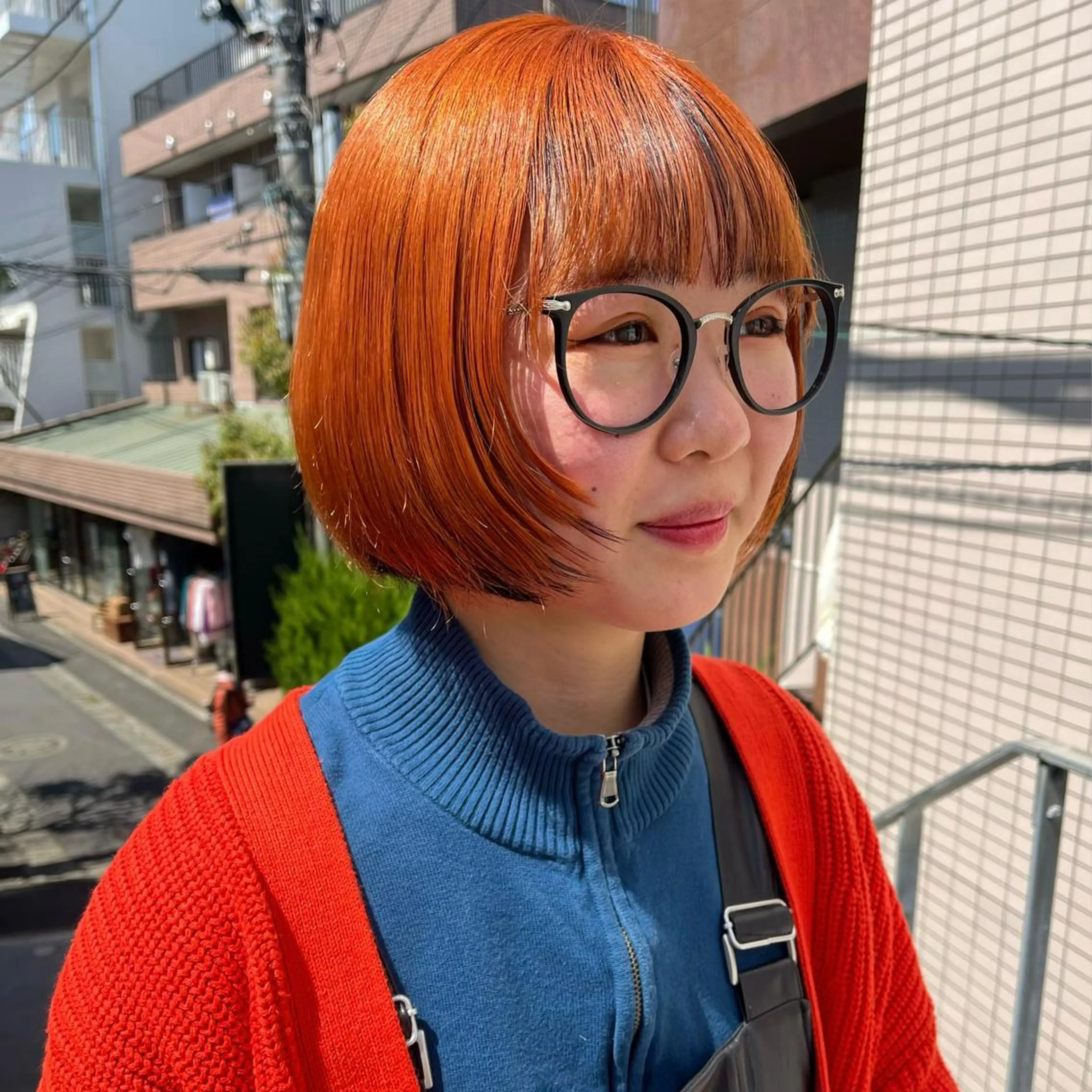 ショート カラー ヘアアレンジ ブリーチ オレンジ ボブハイトーン🦖 デザインMAMIのヘアスタイル