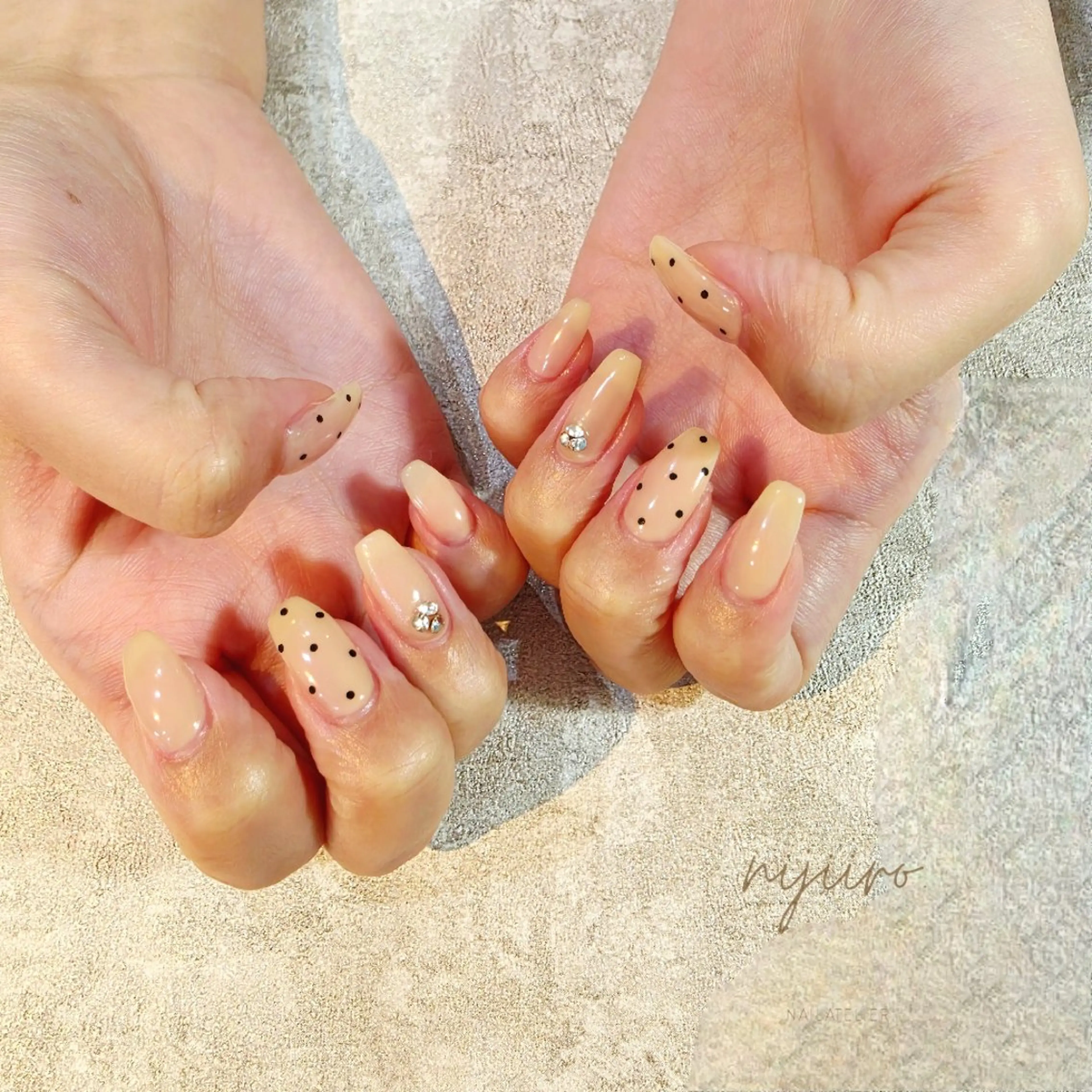 ネイル ハンドネイル nailatelier nijiiro.所属・nijiiro🌈 サトウのネイルデザイン