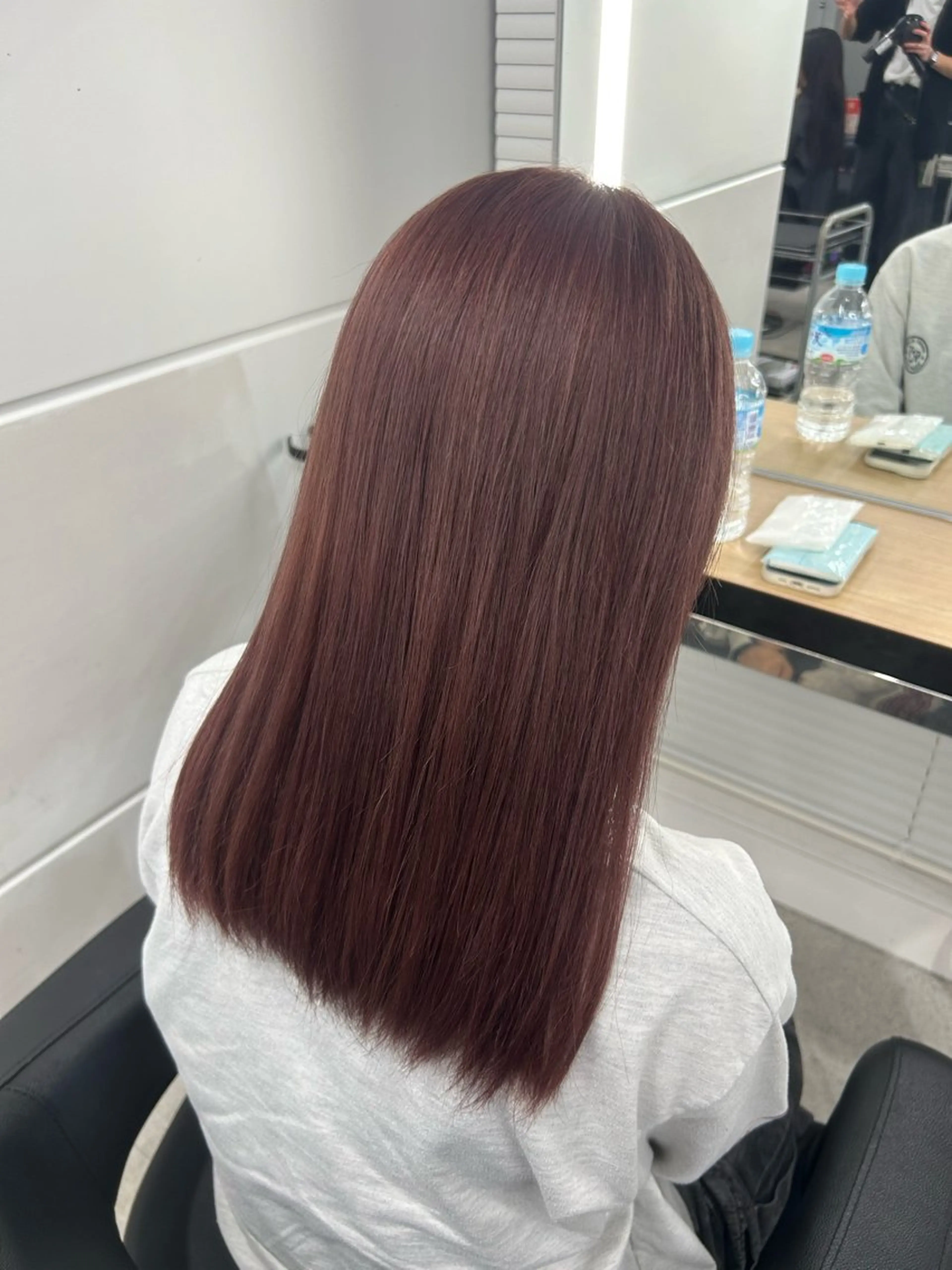 ロング カラー YUKA💜淡色 ラベンダー/ベージュのヘアスタイル
