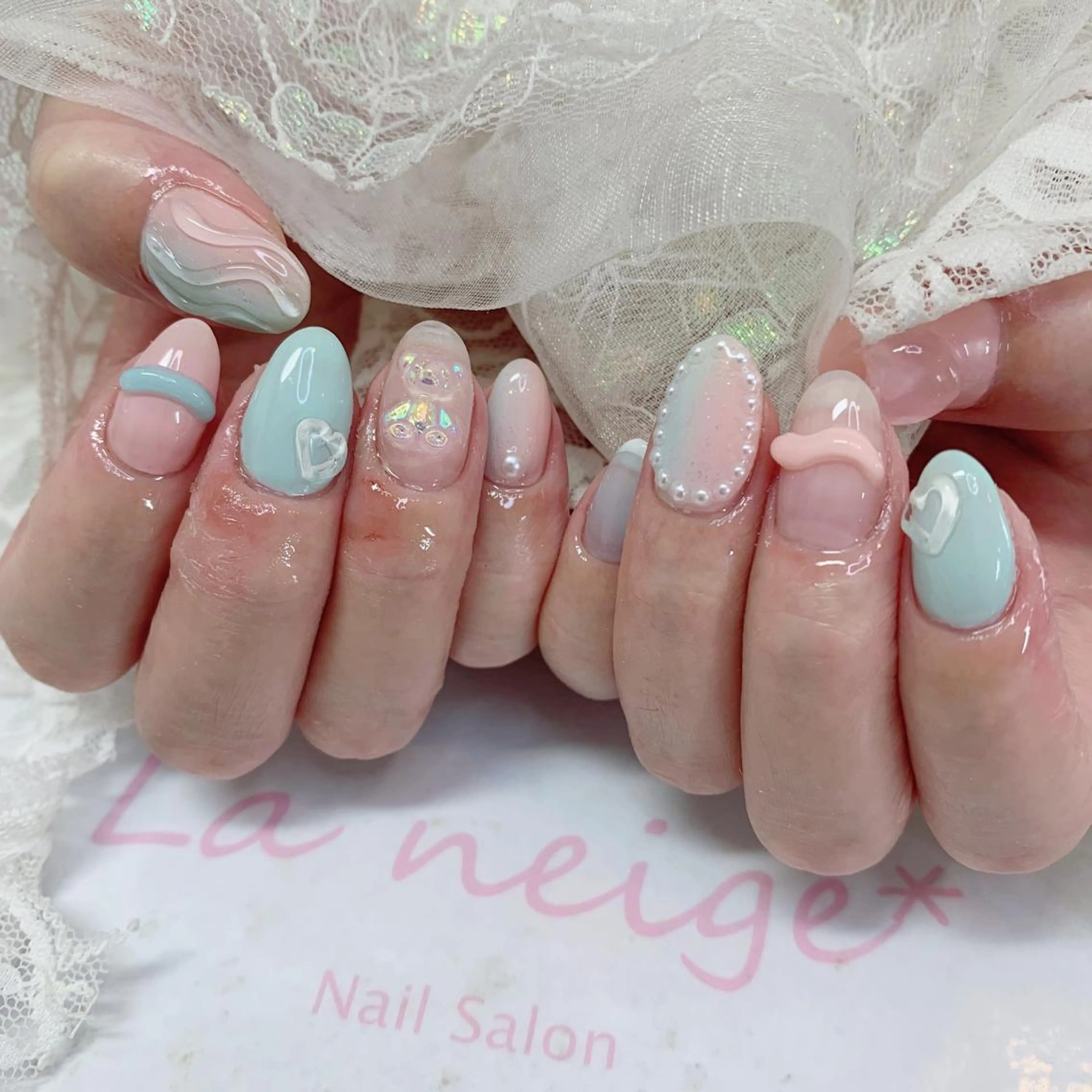 ネイル ハンドネイル La neige* yuki 🥯🍑のネイルデザイン