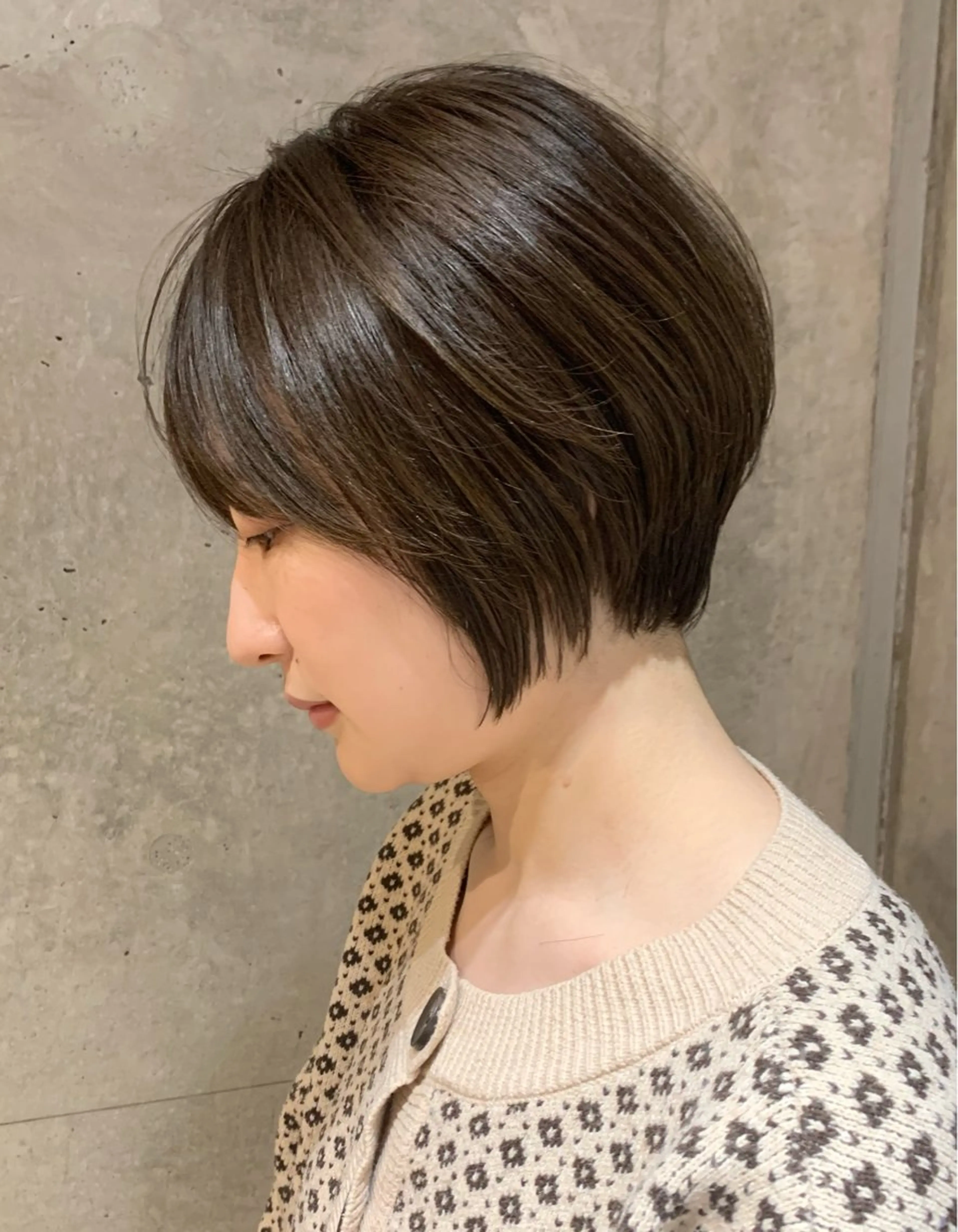 ショート カラー ボブ　くせ毛風パーマ 艶カラー/横山大樹のヘアスタイル