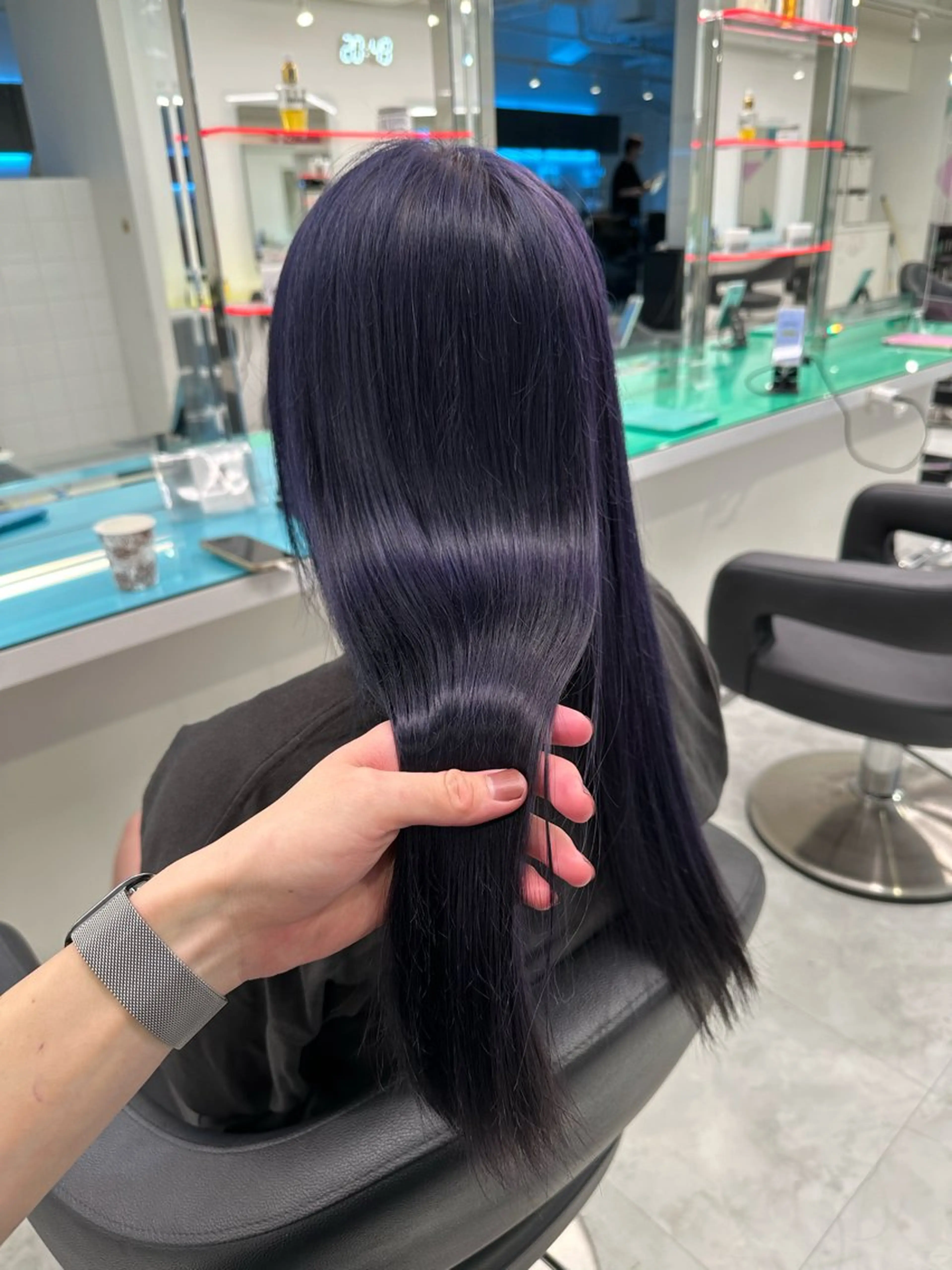 ロング カラー ヘアアレンジ 🌈艶カラー/ 韓国風レイヤーカットのヘアスタイル
